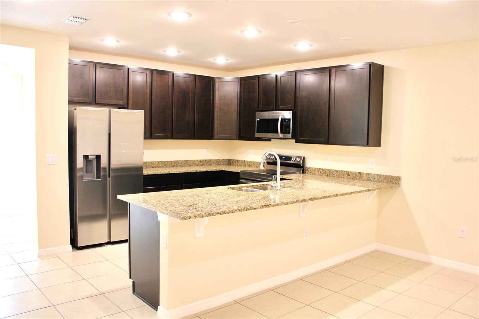 FIESTA KEY PH 2 - Residential Lease