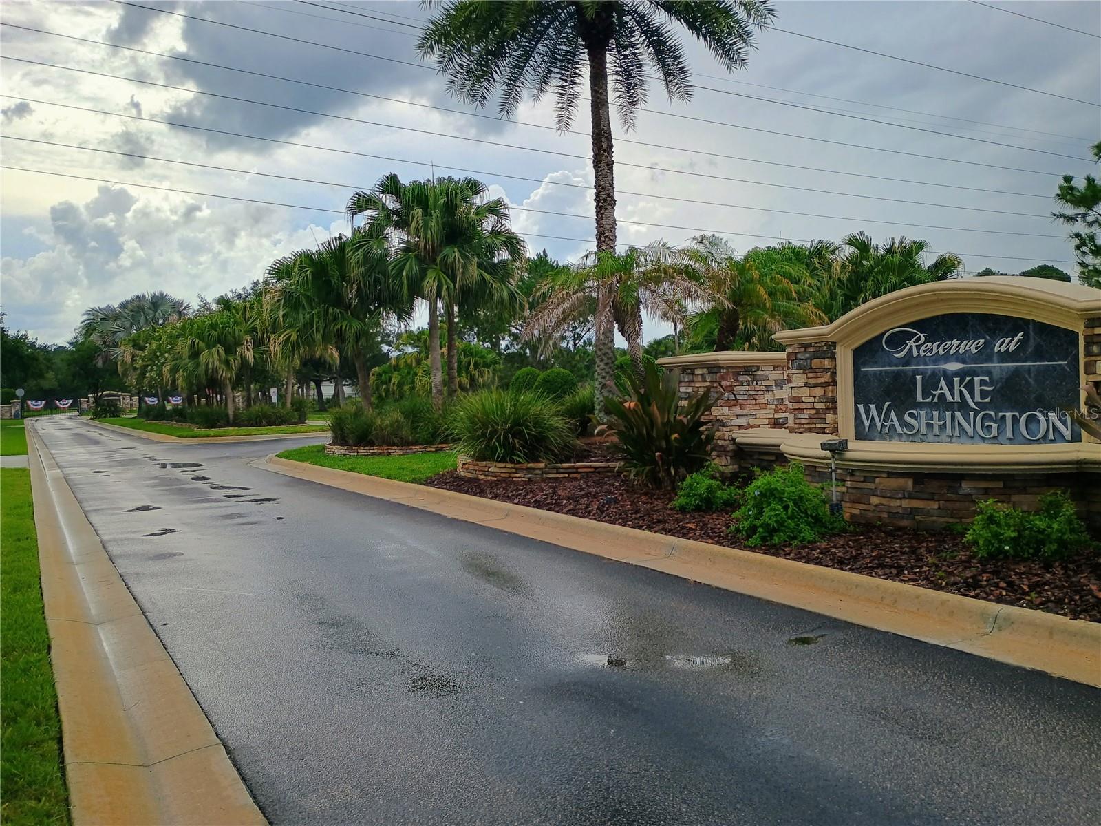 WOODSHIRE PRESERVE - Residential