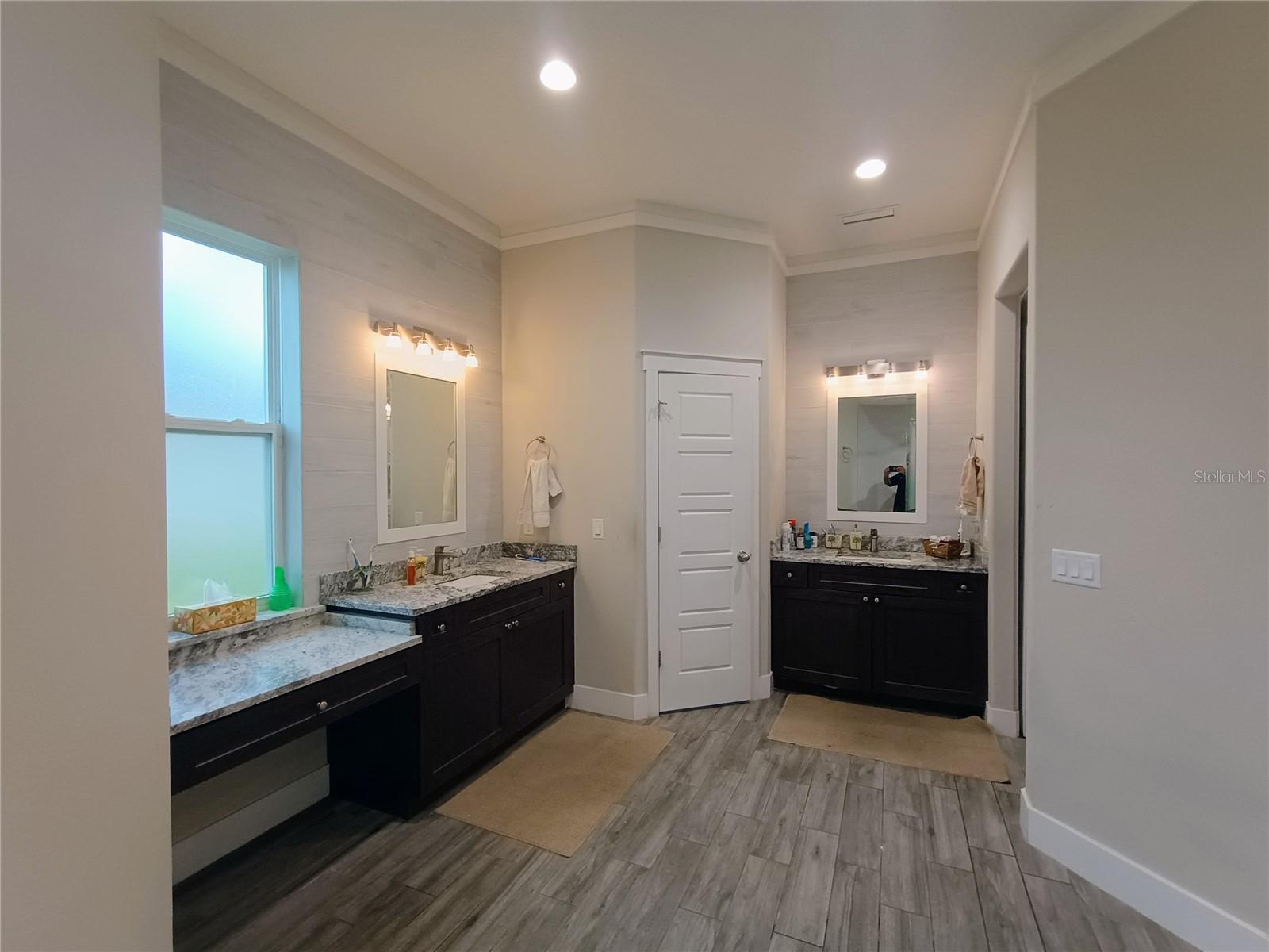 WOODSHIRE PRESERVE - Residential