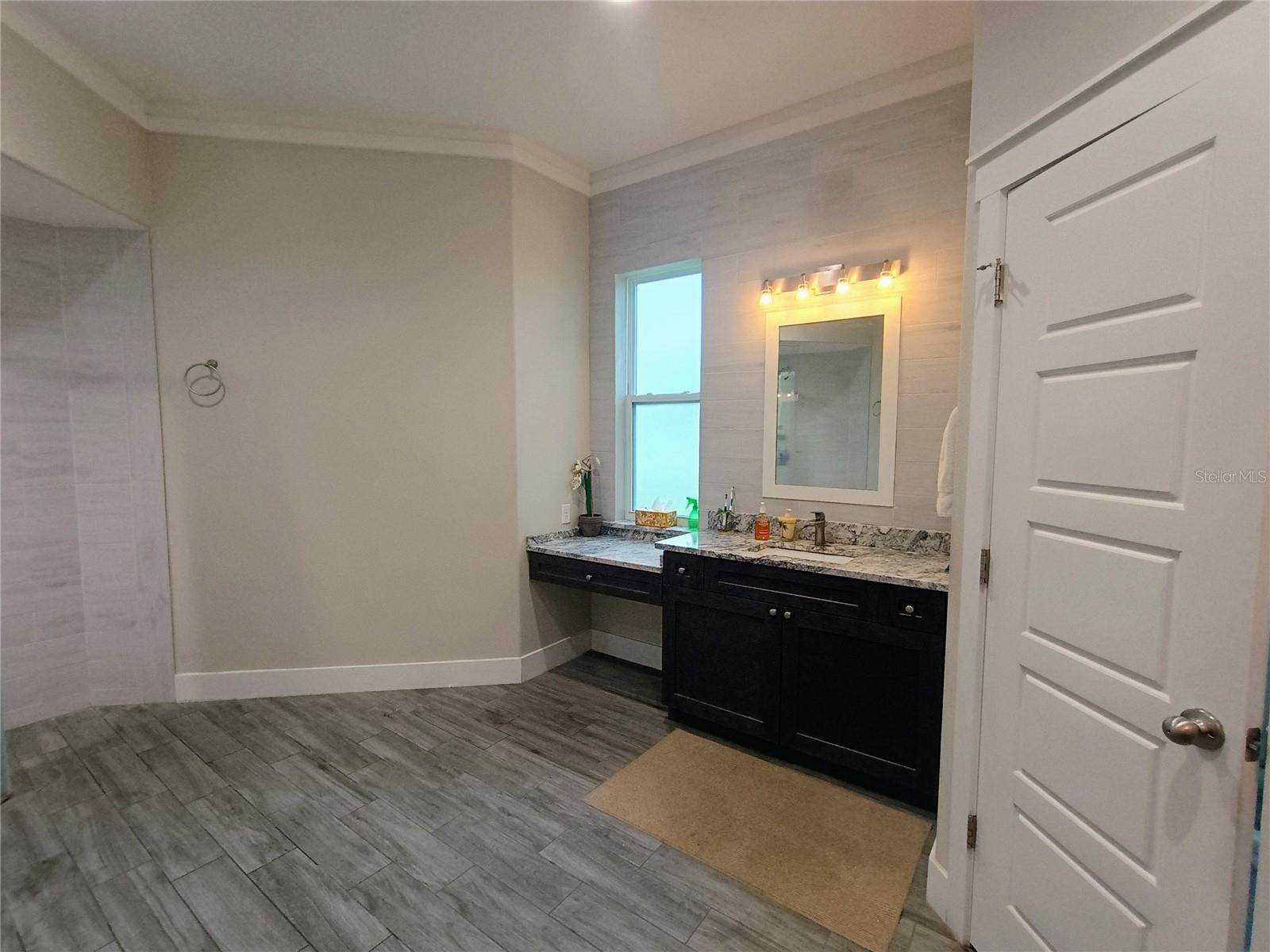 WOODSHIRE PRESERVE - Residential