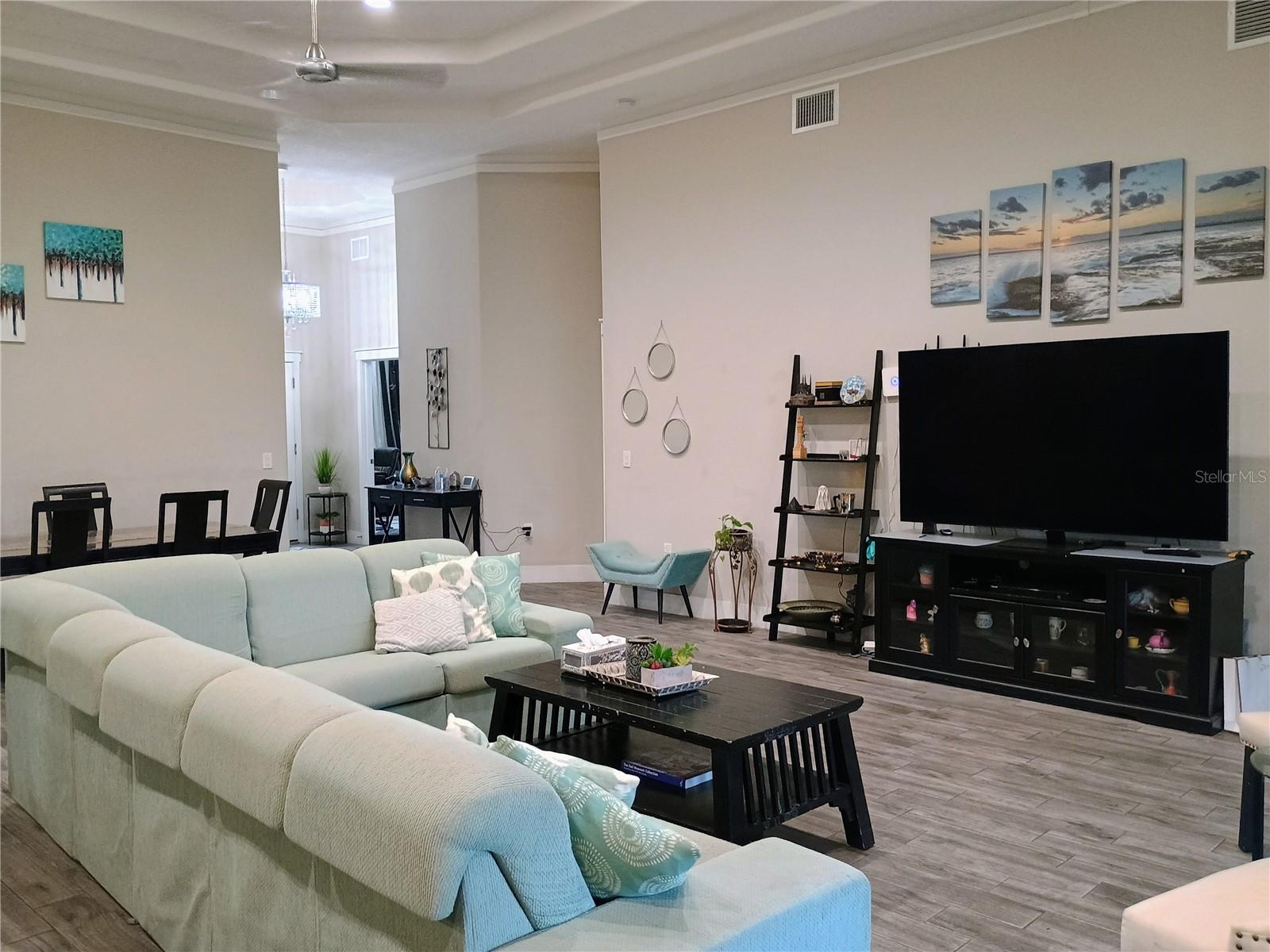 WOODSHIRE PRESERVE - Residential