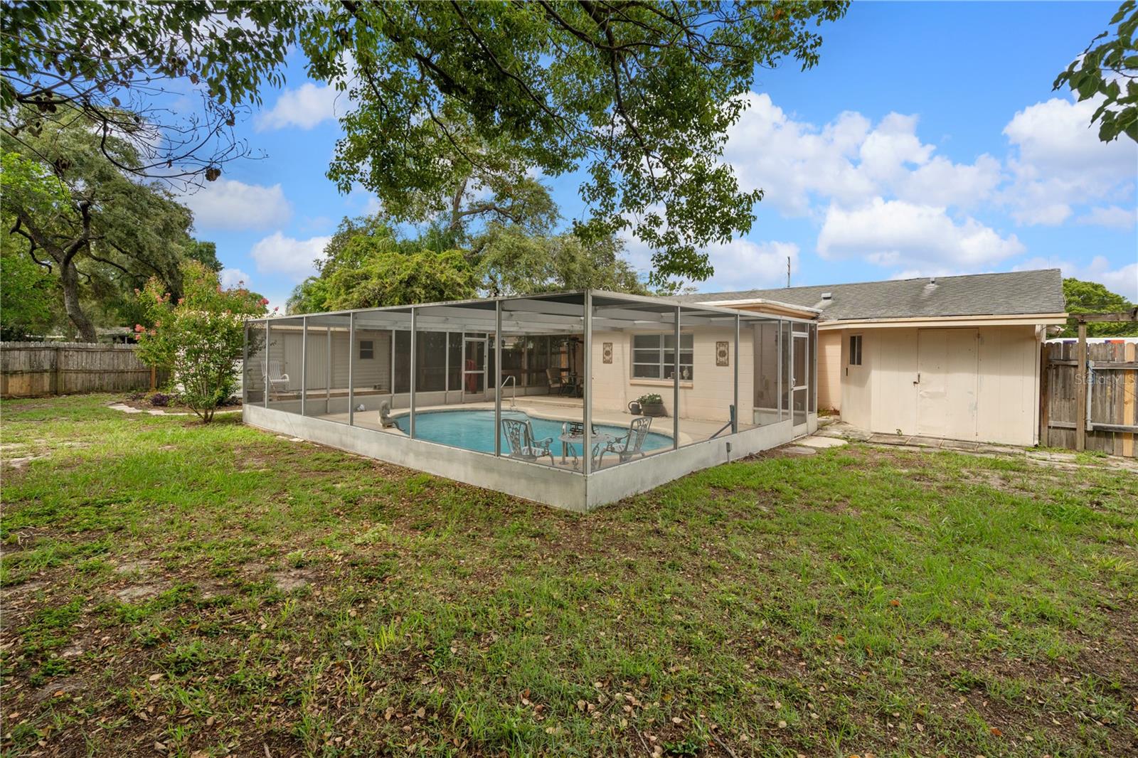 SPRING HILL - Residential