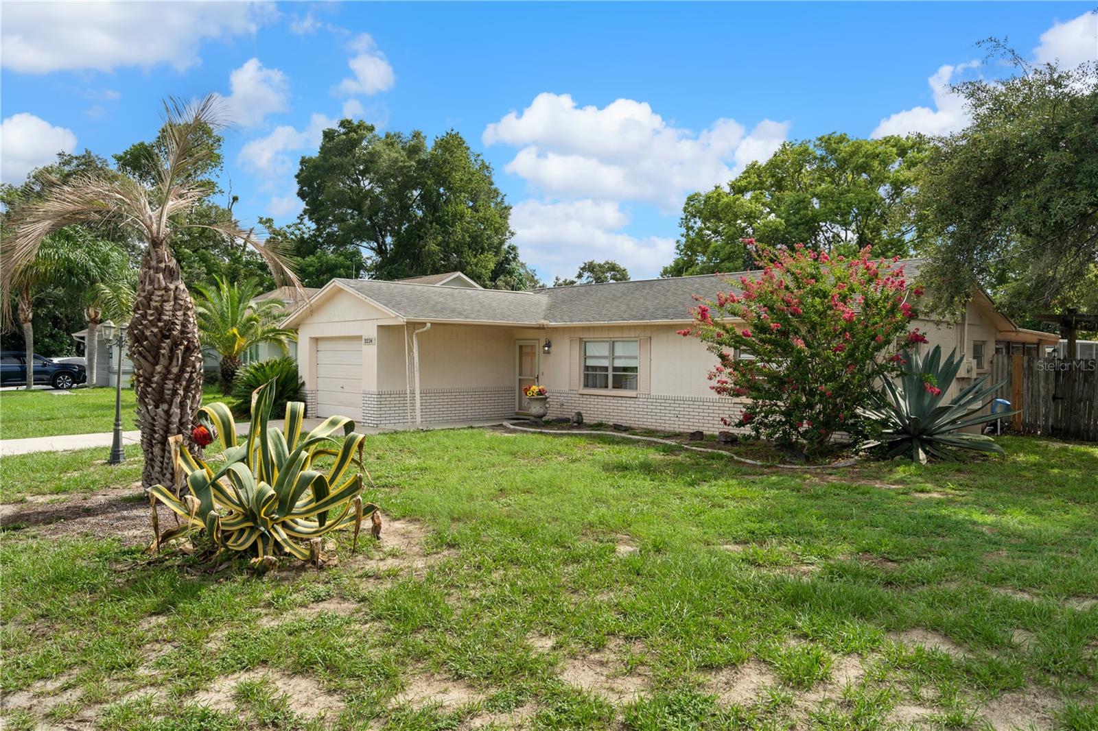 SPRING HILL - Residential