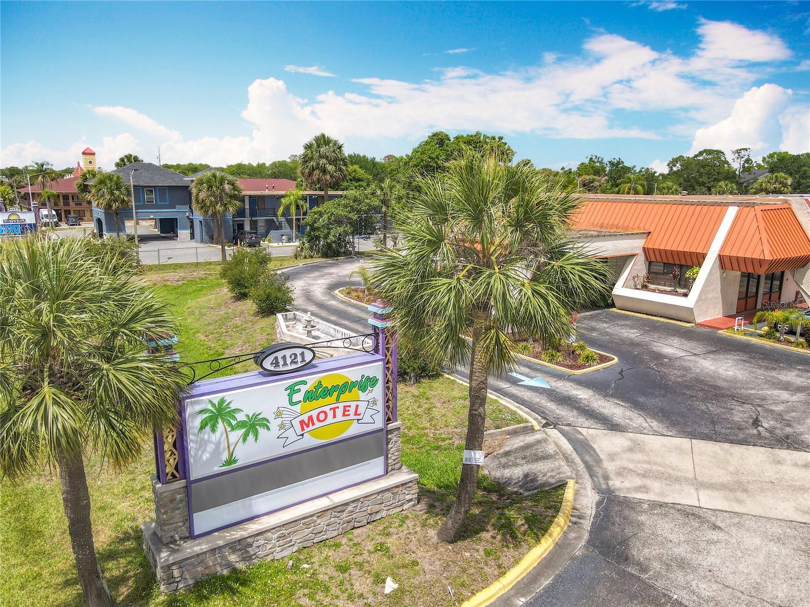 ACREAGE & UNREC - Commercial Sale