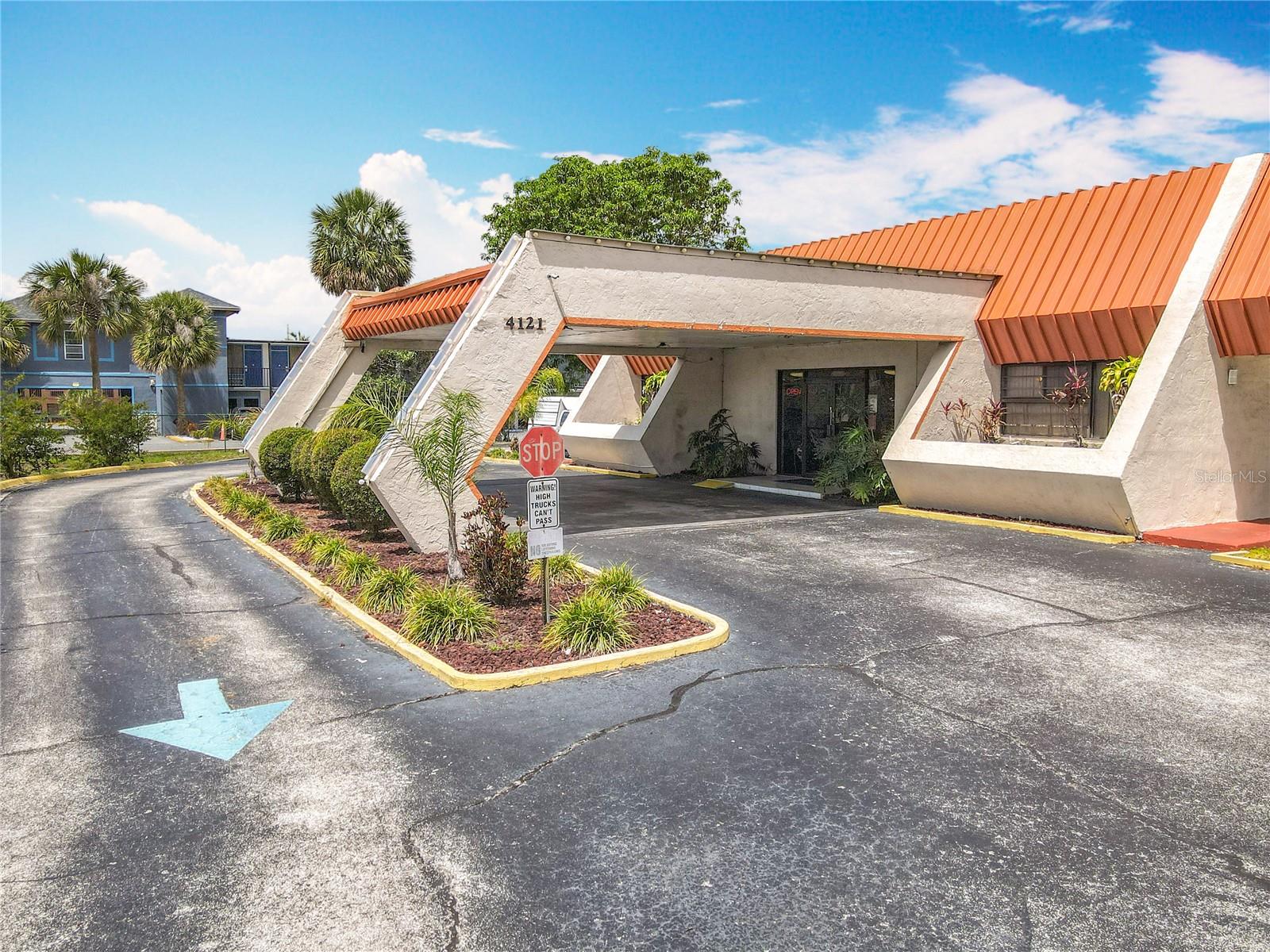 ACREAGE & UNREC - Commercial Sale