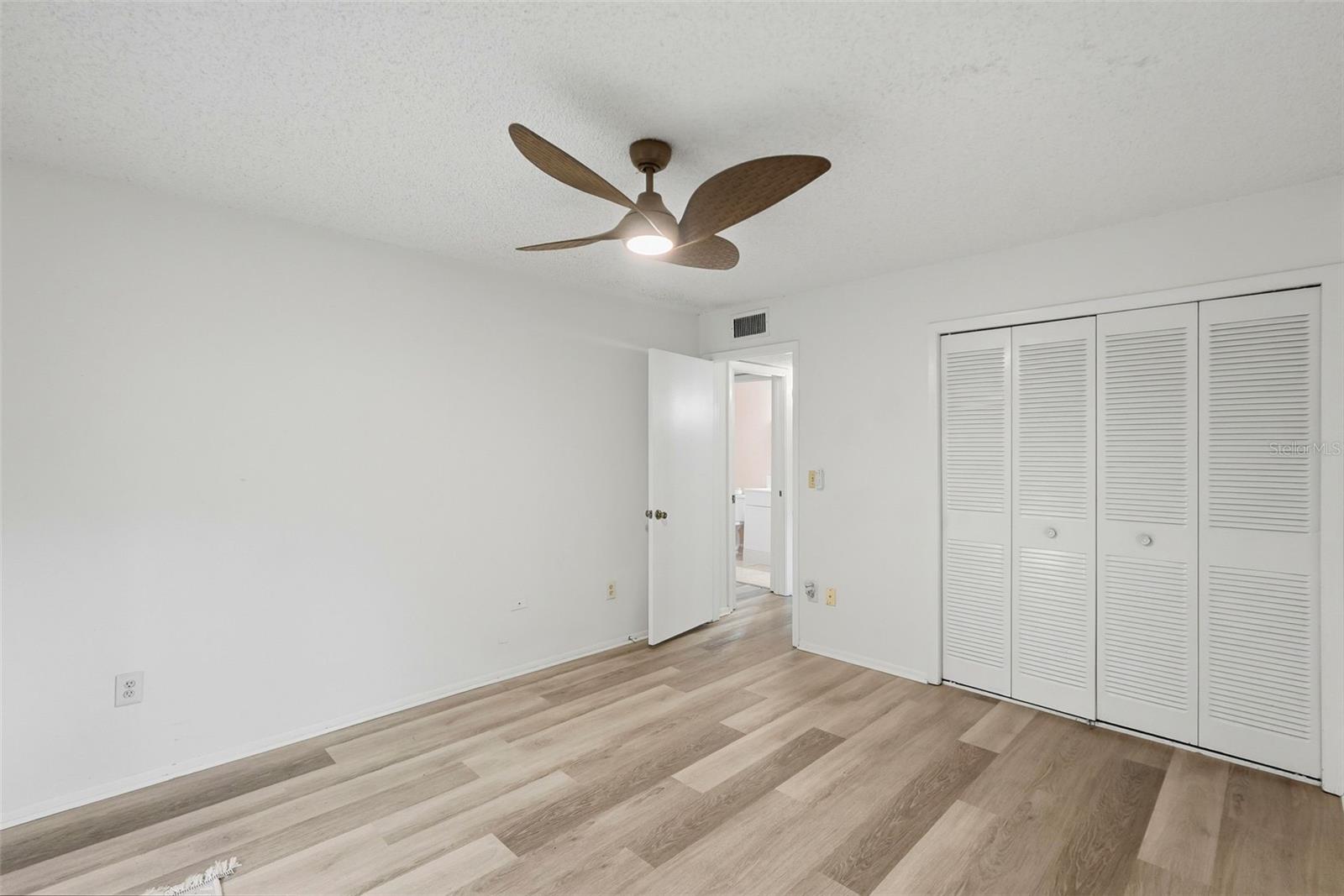 RAINTREE VILLAGE CONDO N - Residential