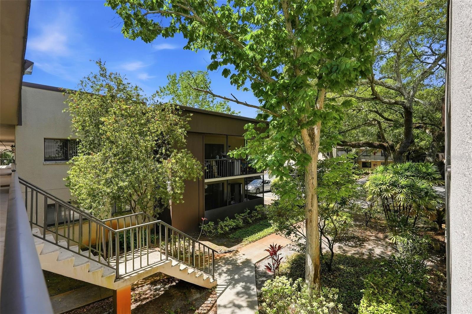 RAINTREE VILLAGE CONDO N - Residential