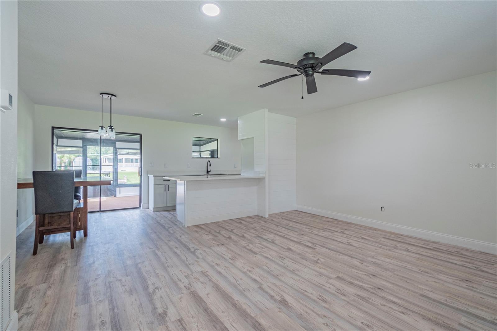PALM SHADOWS VACD - Residential