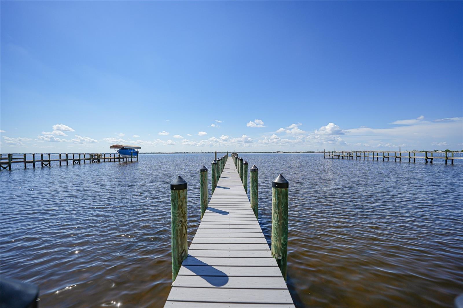 CHARLOTTE SHORES UN 01 - Residential