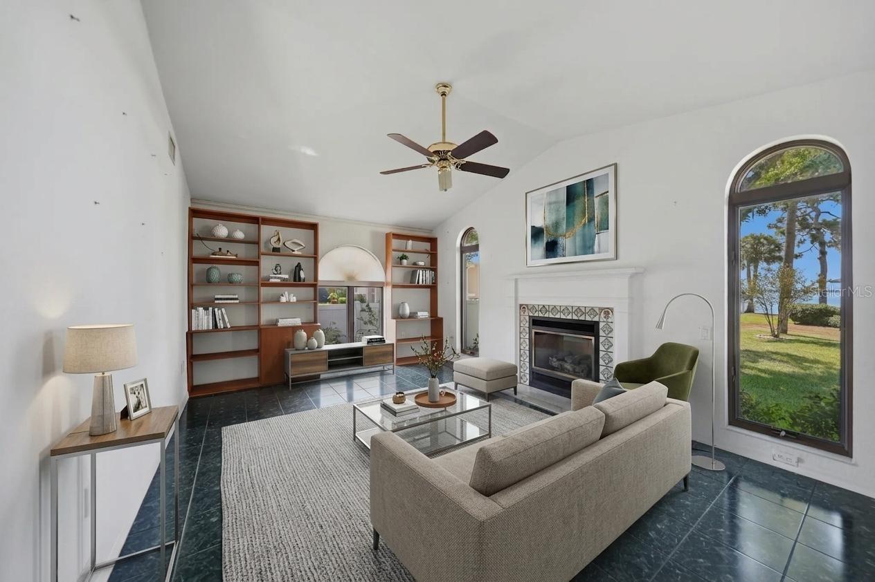 CHARLOTTE SHORES UN 01 - Residential
