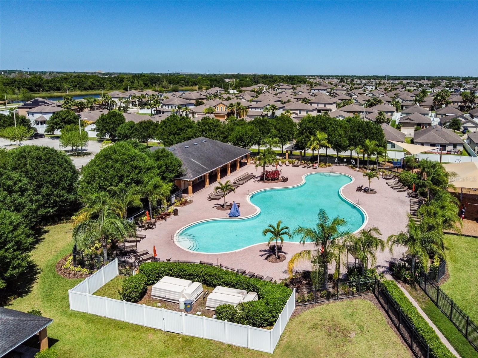 AYERSWORTH GLEN - Residential