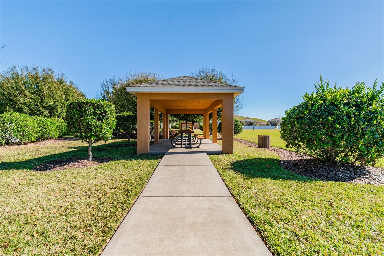 AYERSWORTH GLEN - Residential