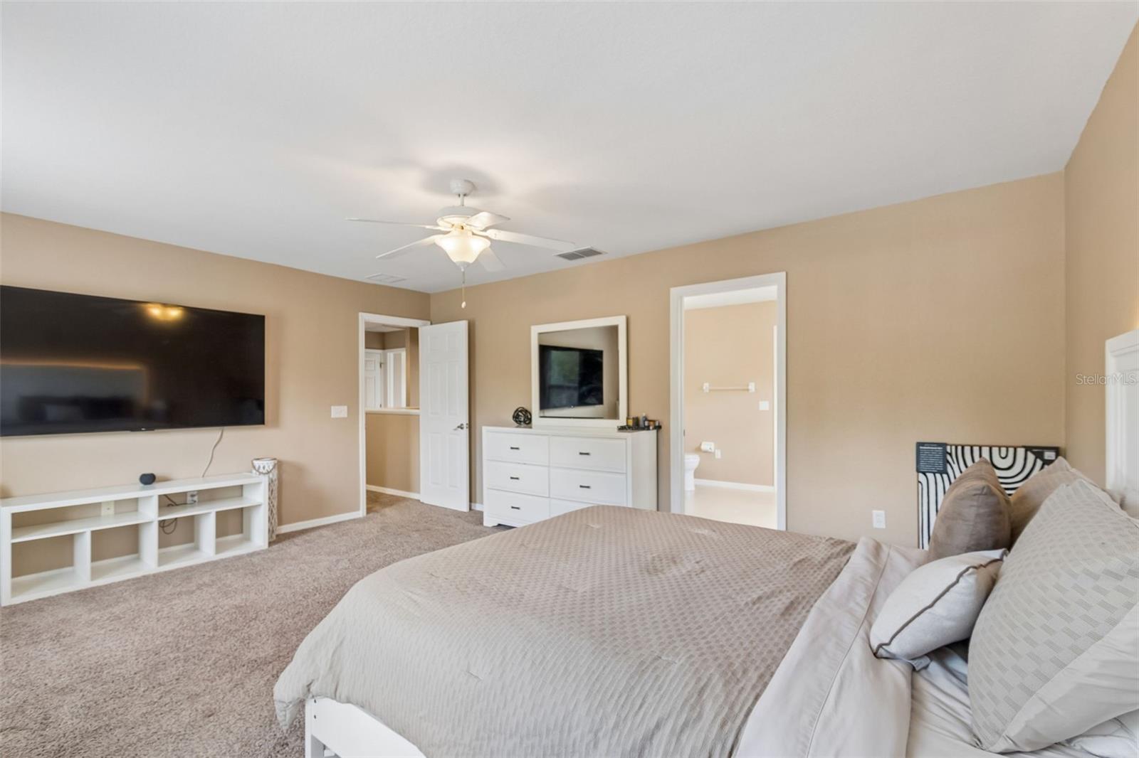 AYERSWORTH GLEN - Residential