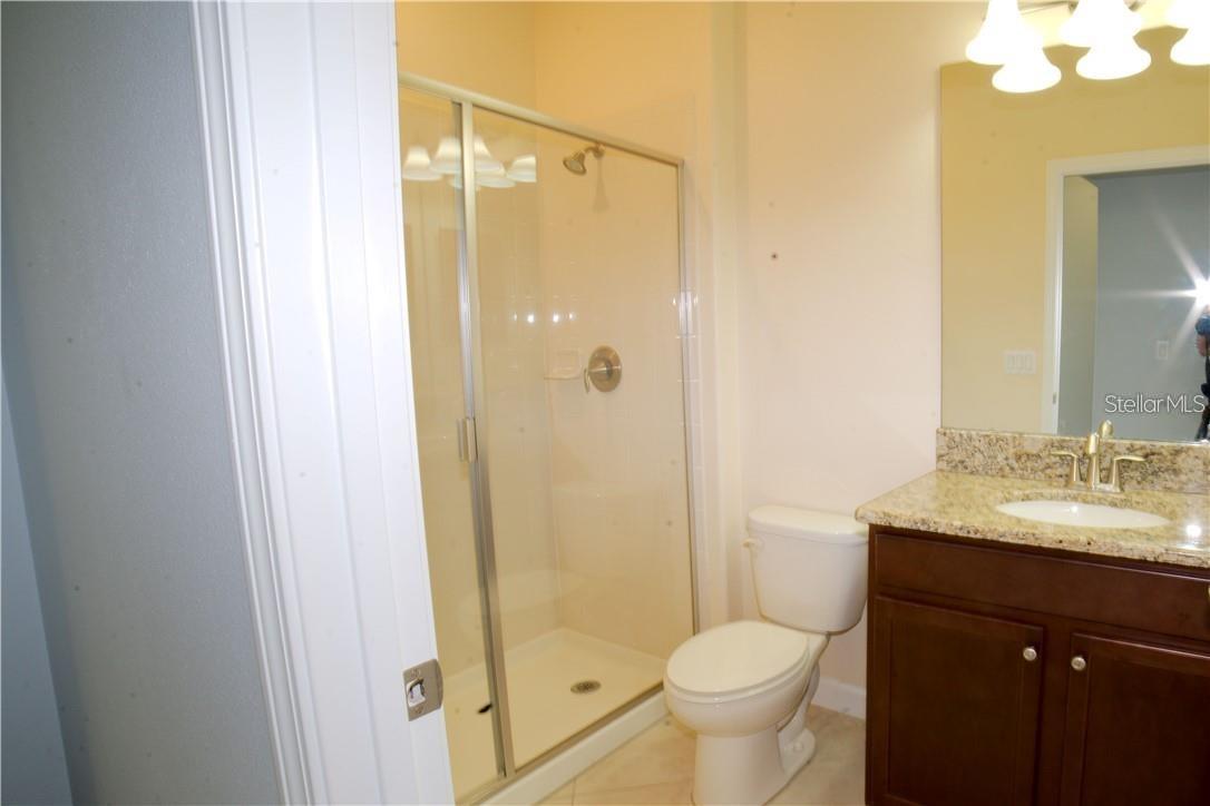 CHAMPIONS CLUB CONDO PH 8 - Residential Lease