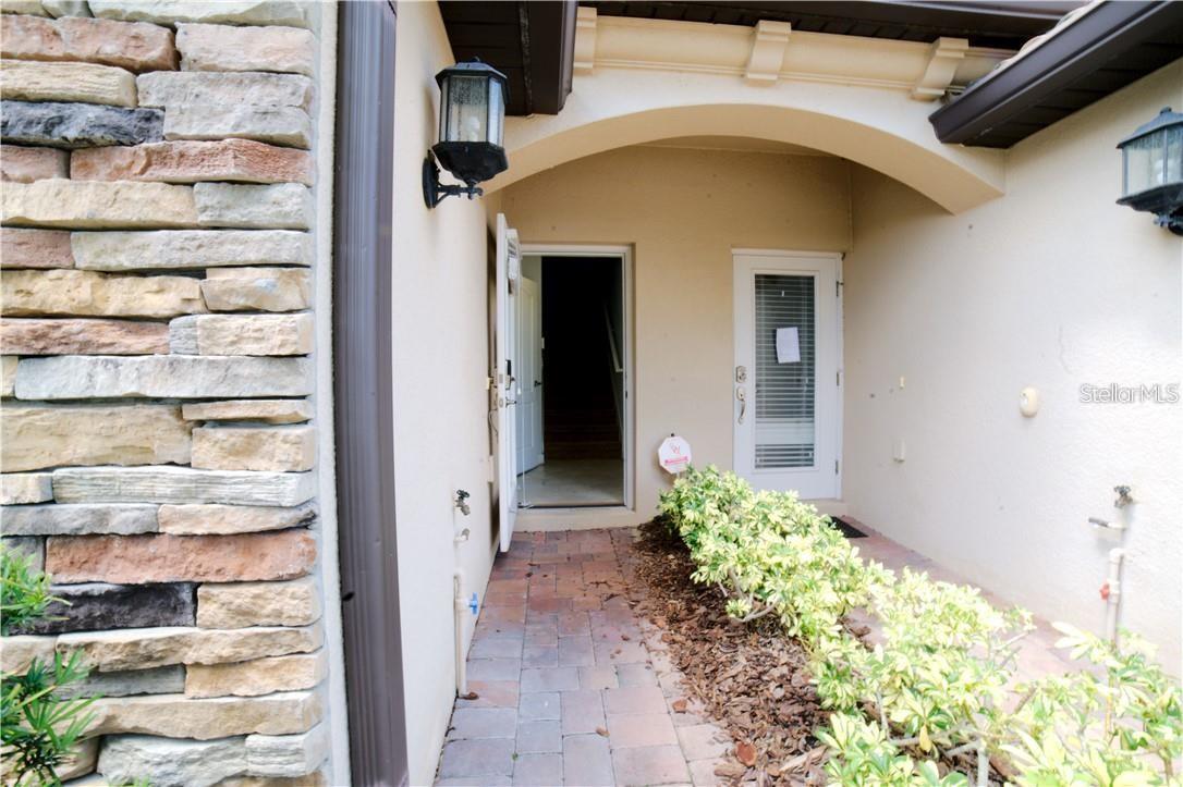 CHAMPIONS CLUB CONDO PH 8 - Residential Lease