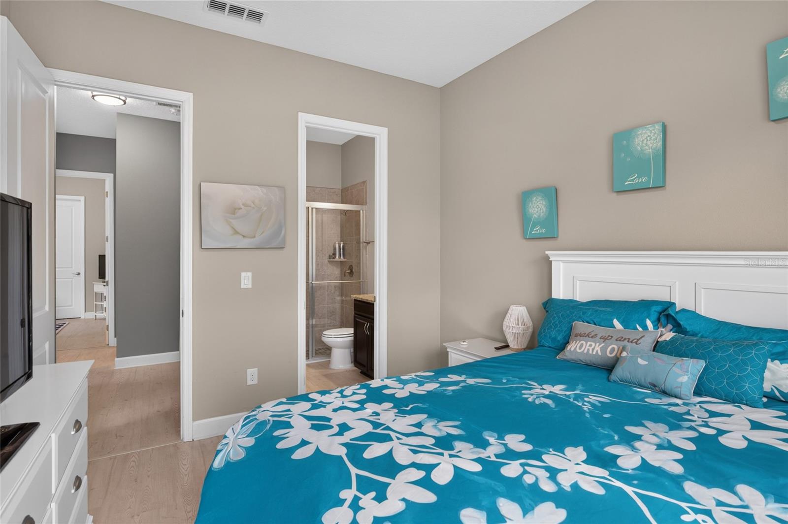 RAVEN CREST - Residential