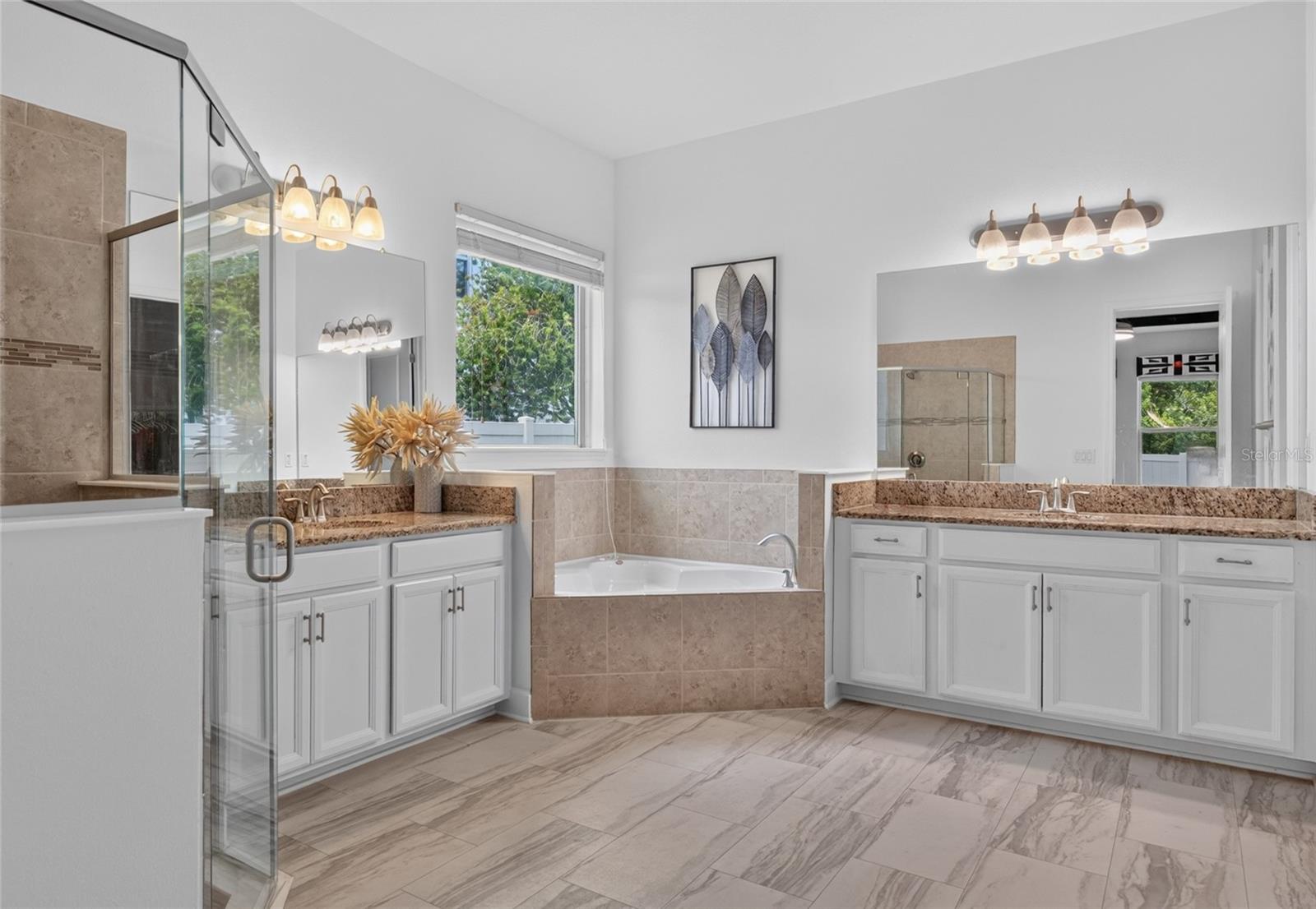 RAVEN CREST - Residential
