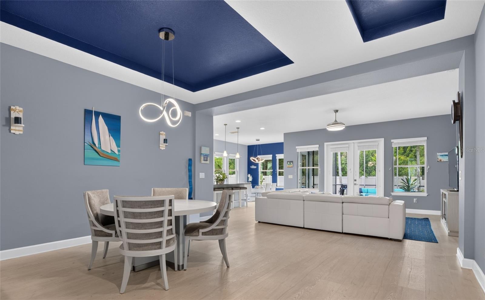 RAVEN CREST - Residential