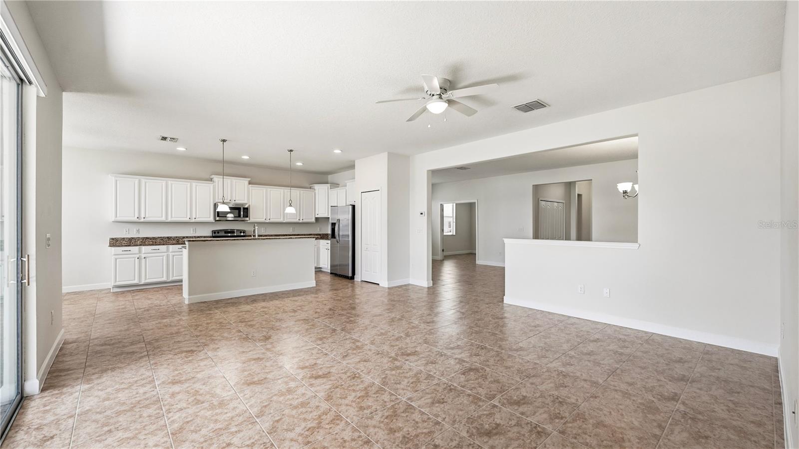 WYNDHAM LAKES ESTATES - Residential Lease