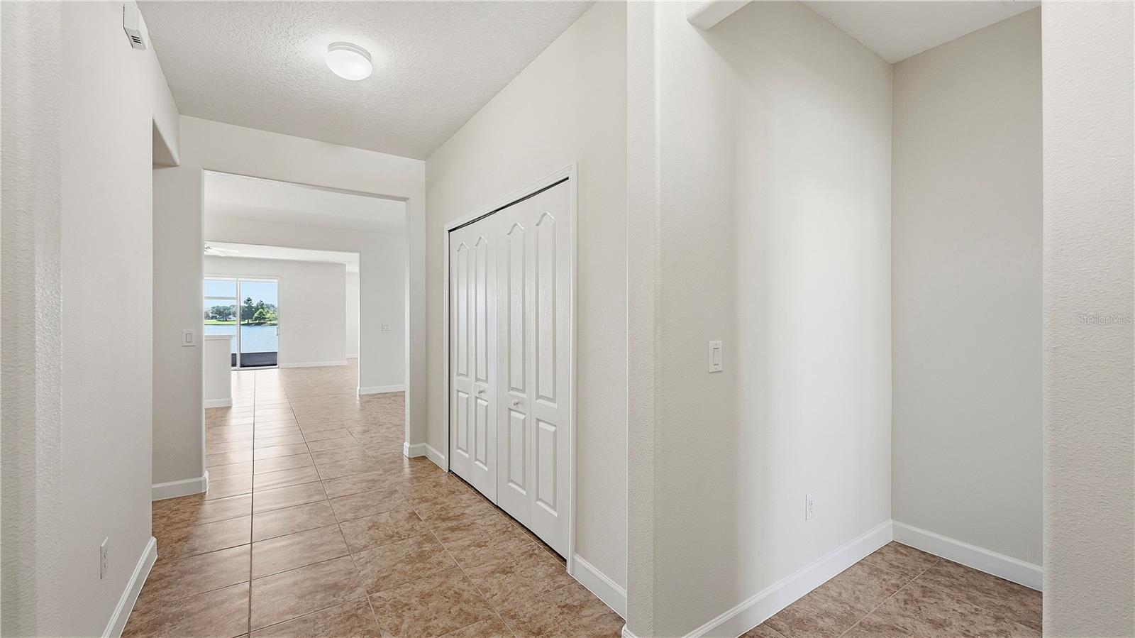 WYNDHAM LAKES ESTATES - Residential Lease