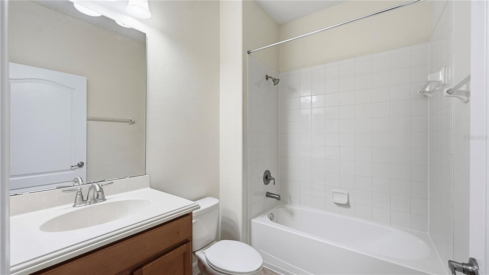 WYNDHAM LAKES ESTATES - Residential Lease