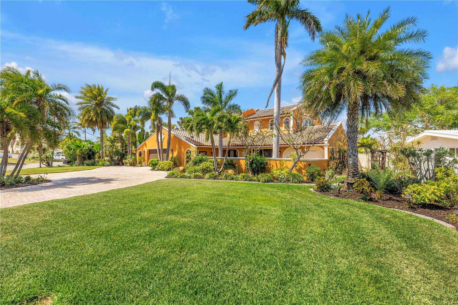 BELLE VISTA POINT - Residential