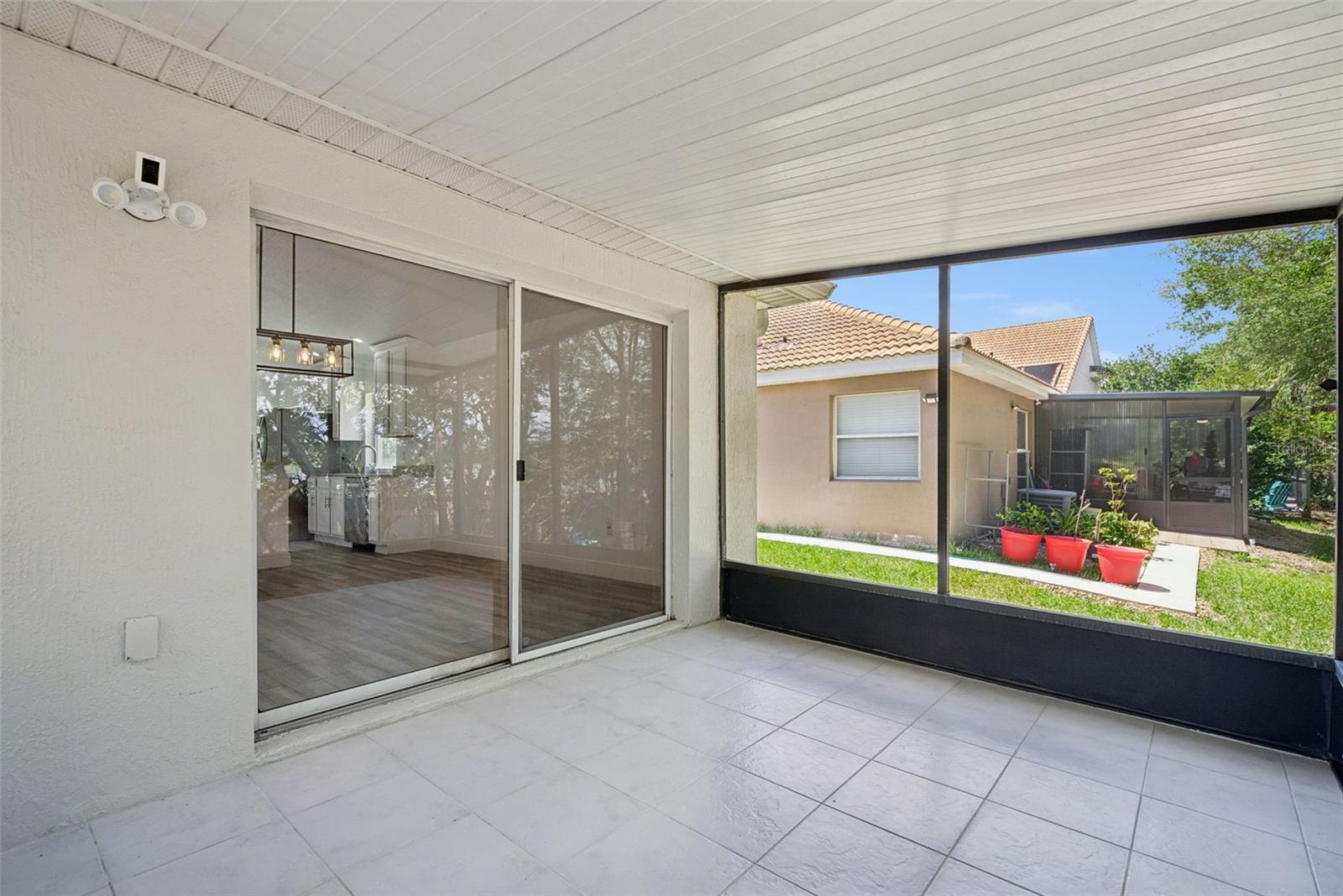 LANDSBROOK TERRACE - Residential