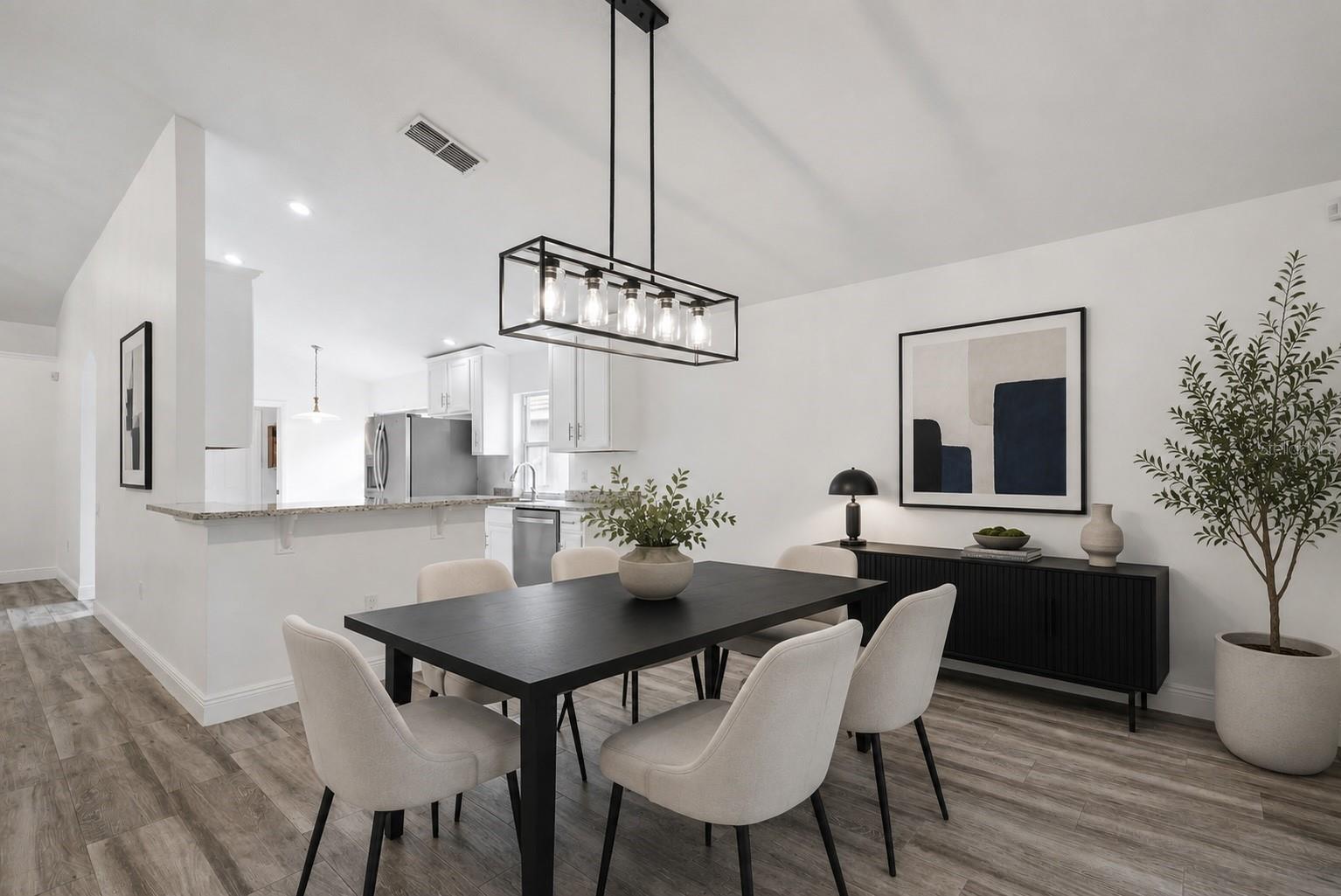 LANDSBROOK TERRACE - Residential