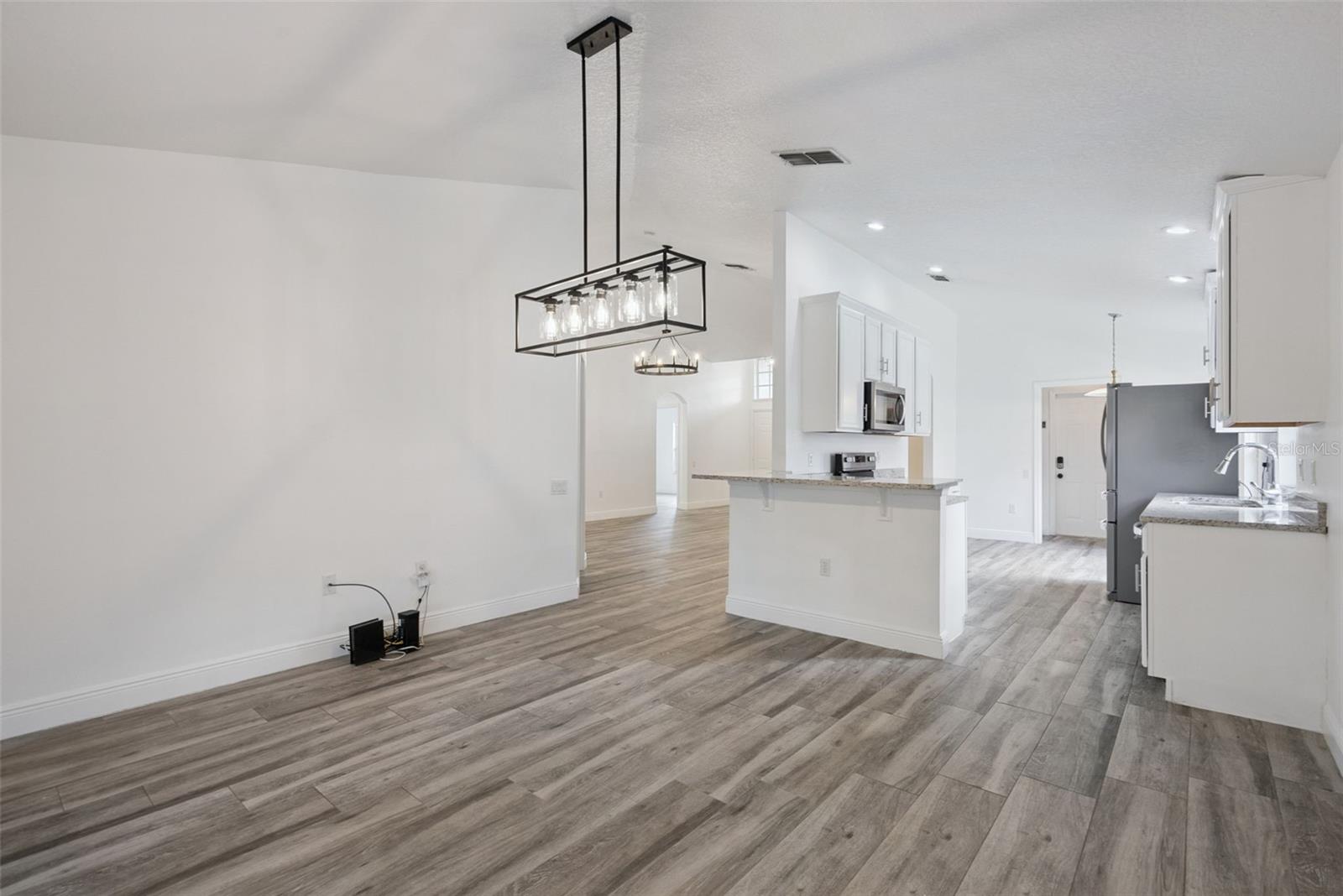 LANDSBROOK TERRACE - Residential