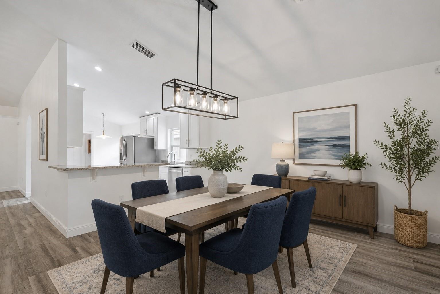 LANDSBROOK TERRACE - Residential
