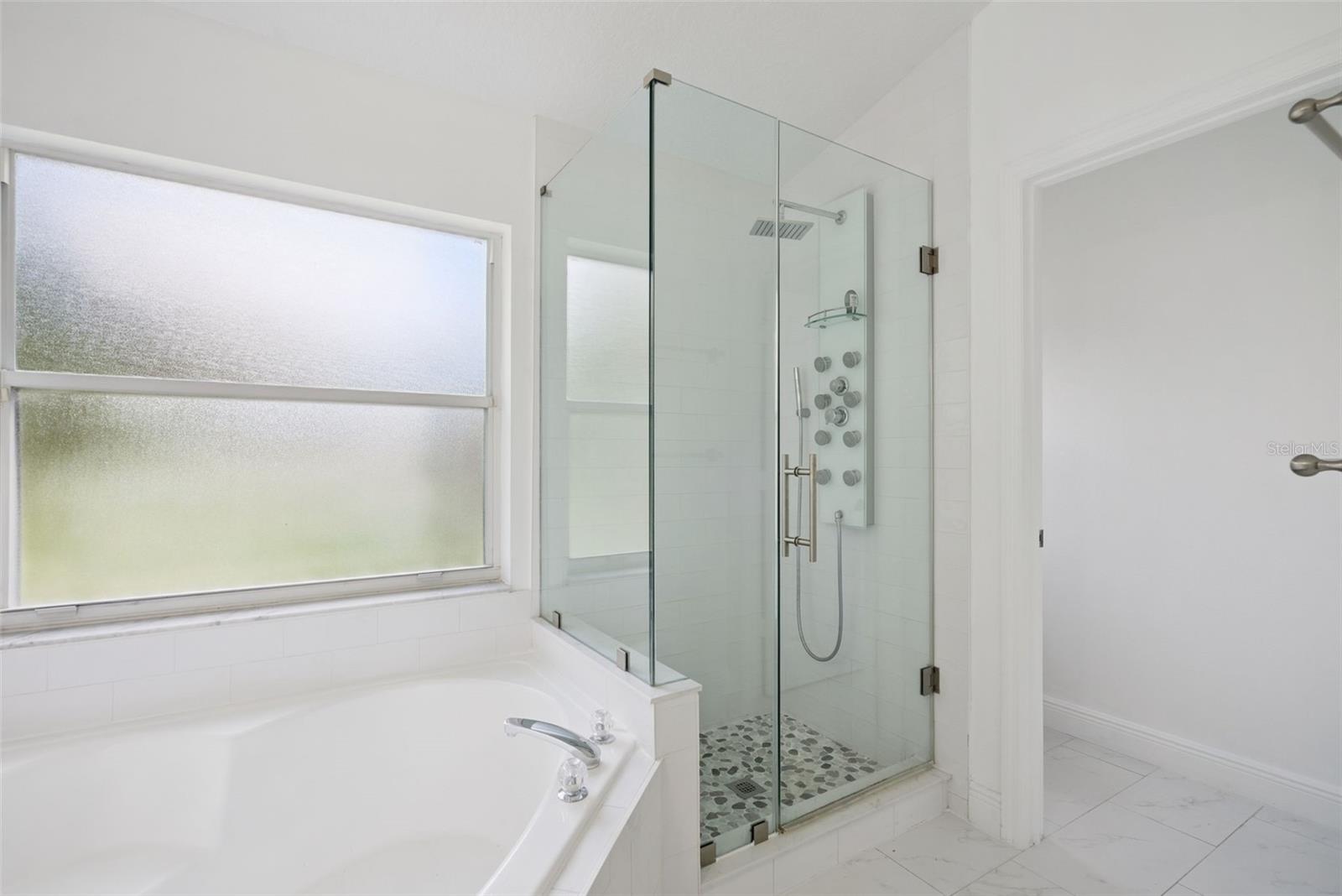 LANDSBROOK TERRACE - Residential