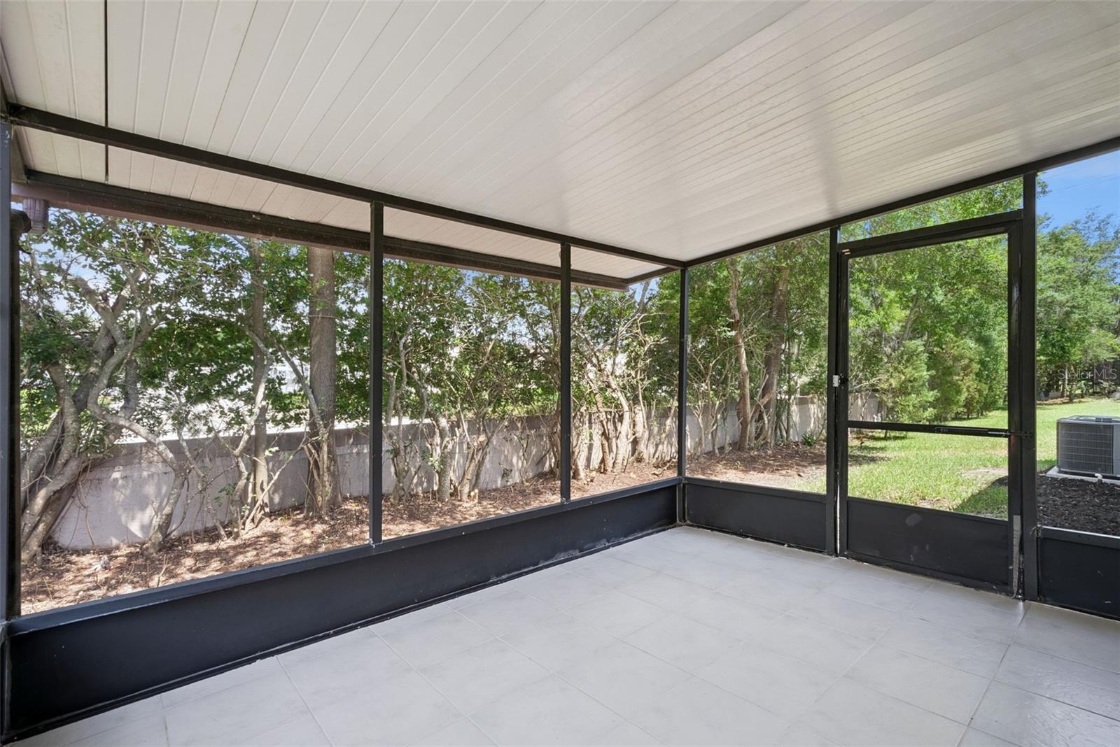LANDSBROOK TERRACE - Residential