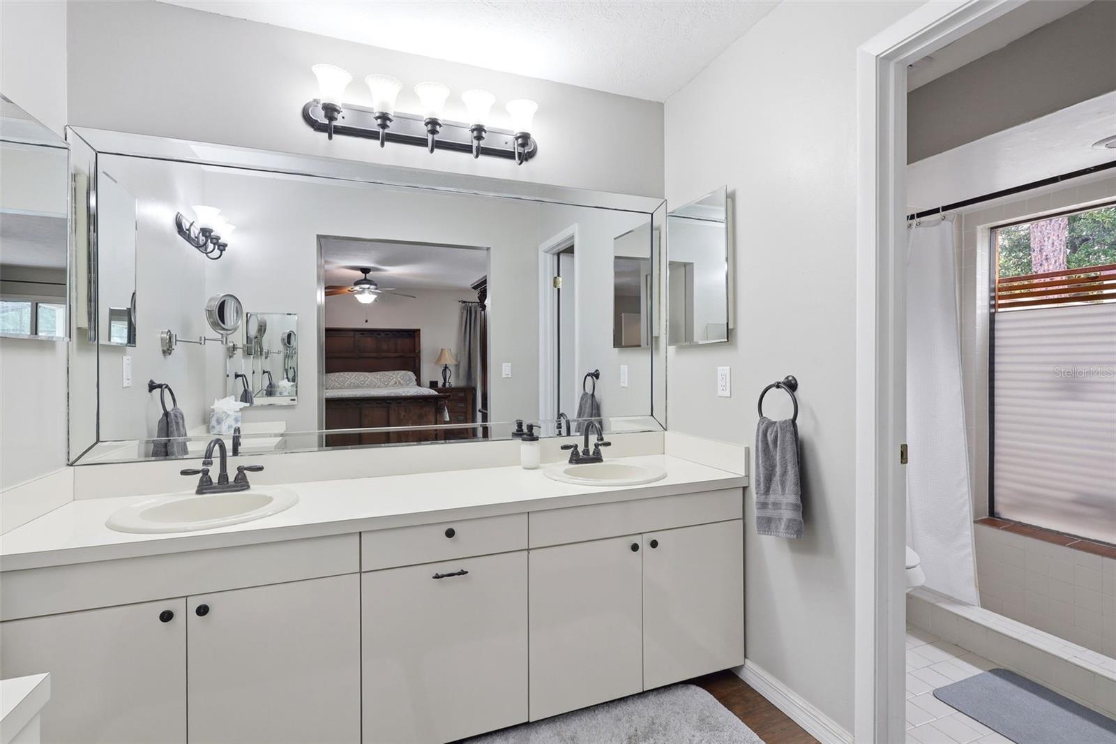SWEETWATER OAKS SEC 10 - Residential