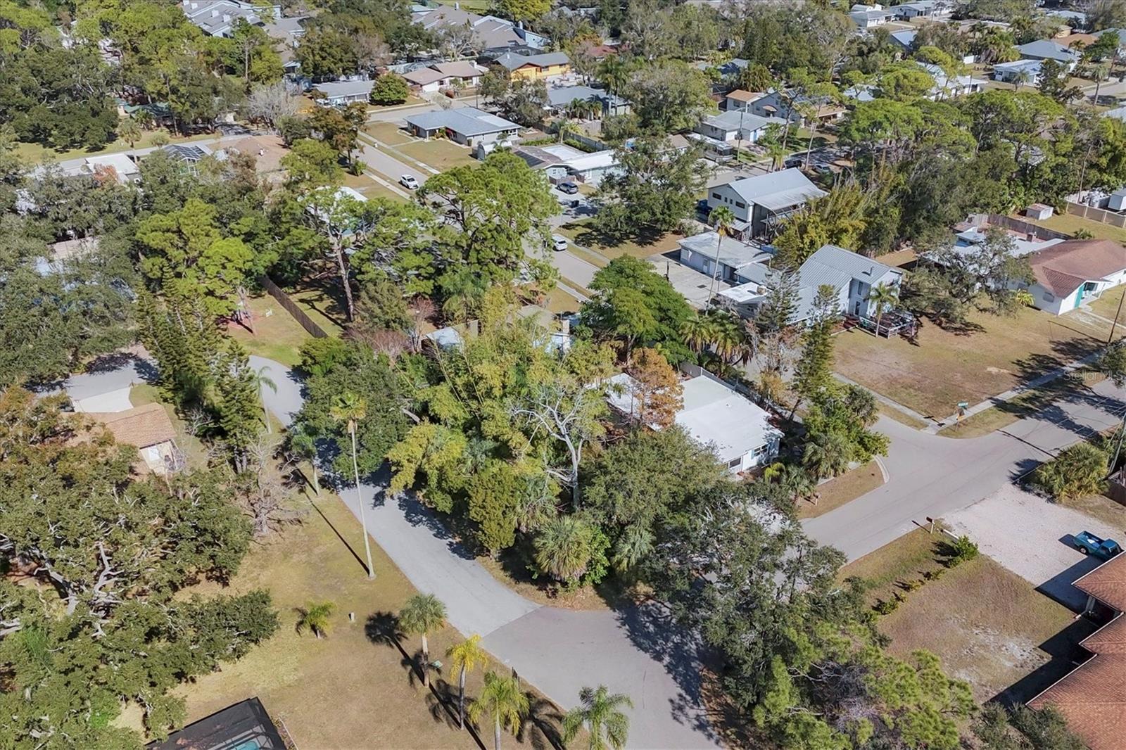 FOREST HILLS - Residential Income
