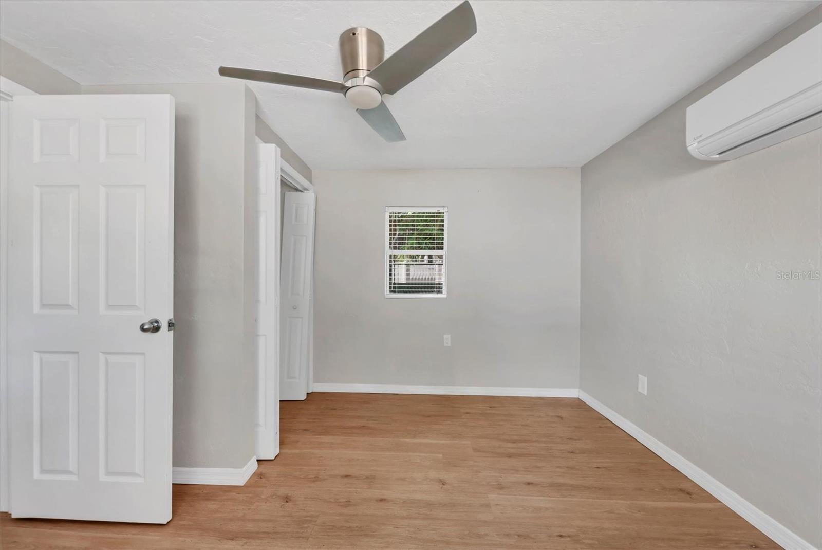 FOREST HILLS - Residential Income