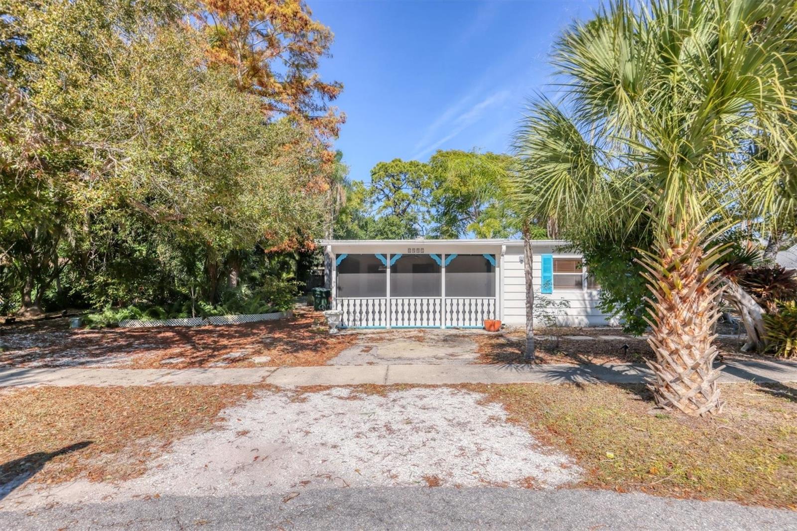 FOREST HILLS - Residential Income