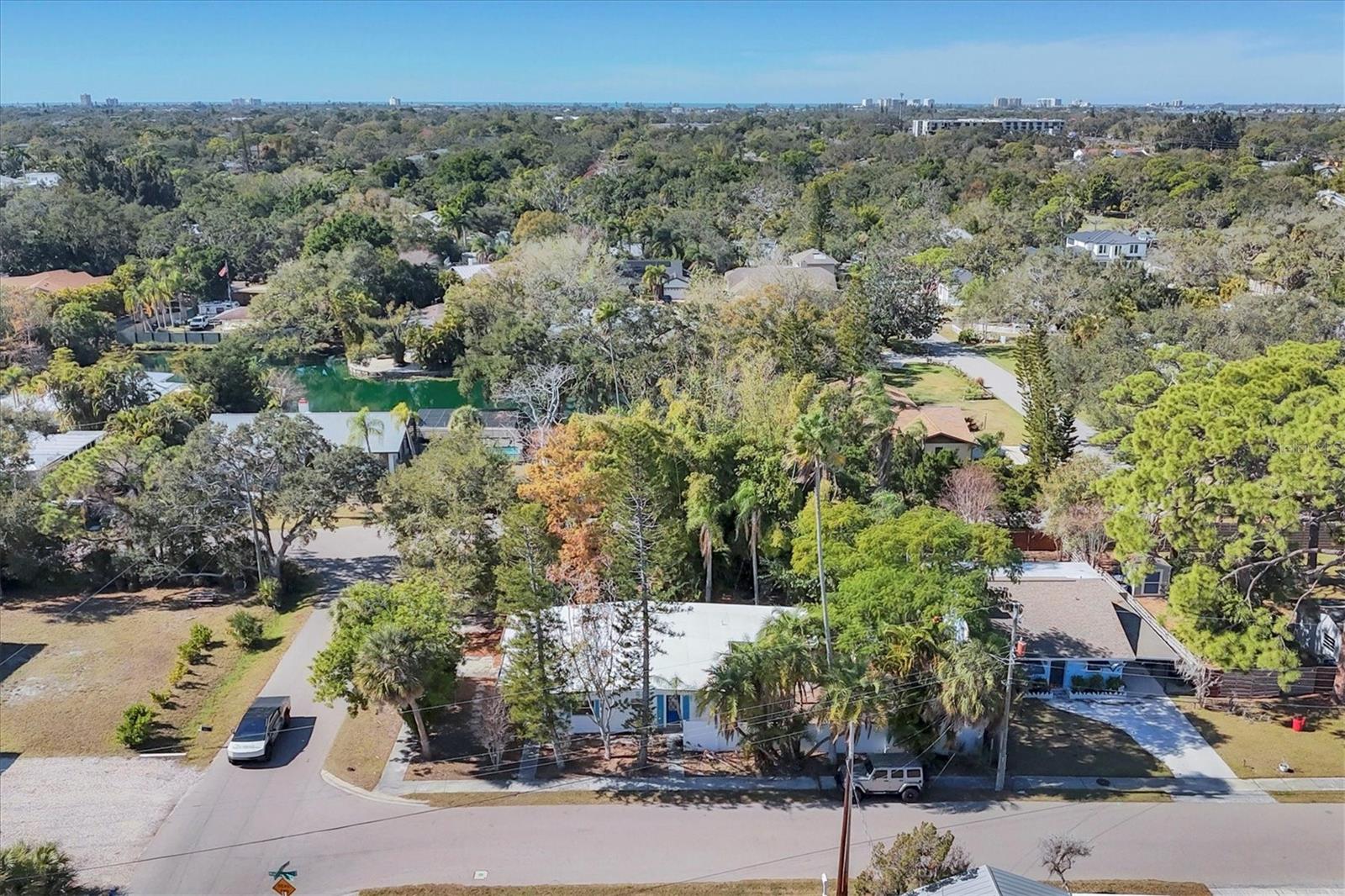 FOREST HILLS - Residential Income