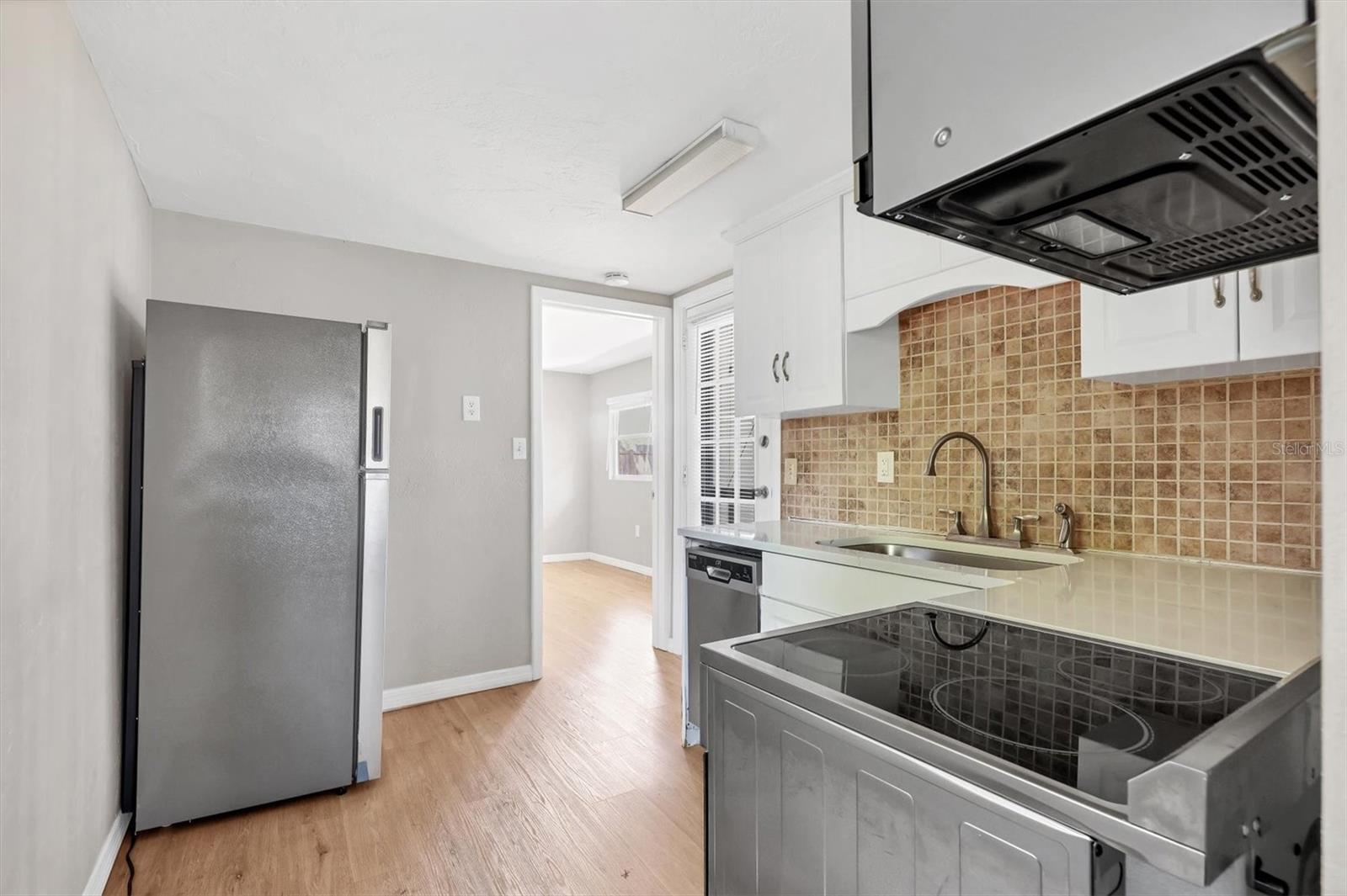 FOREST HILLS - Residential Income