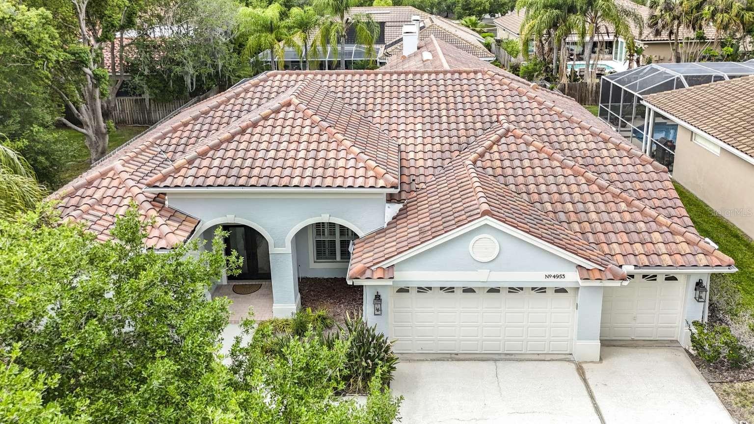 CROSS POINTE - Residential