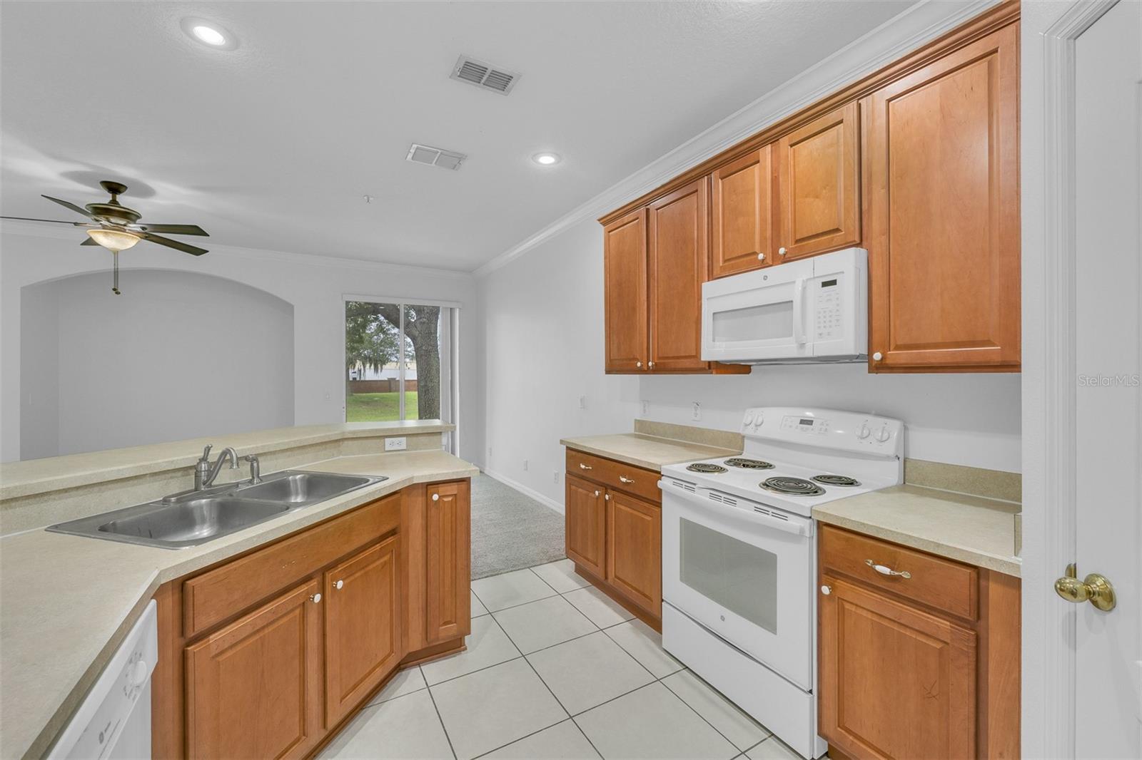 OVERLOOK AT PARKSIDE CONDO - Residential