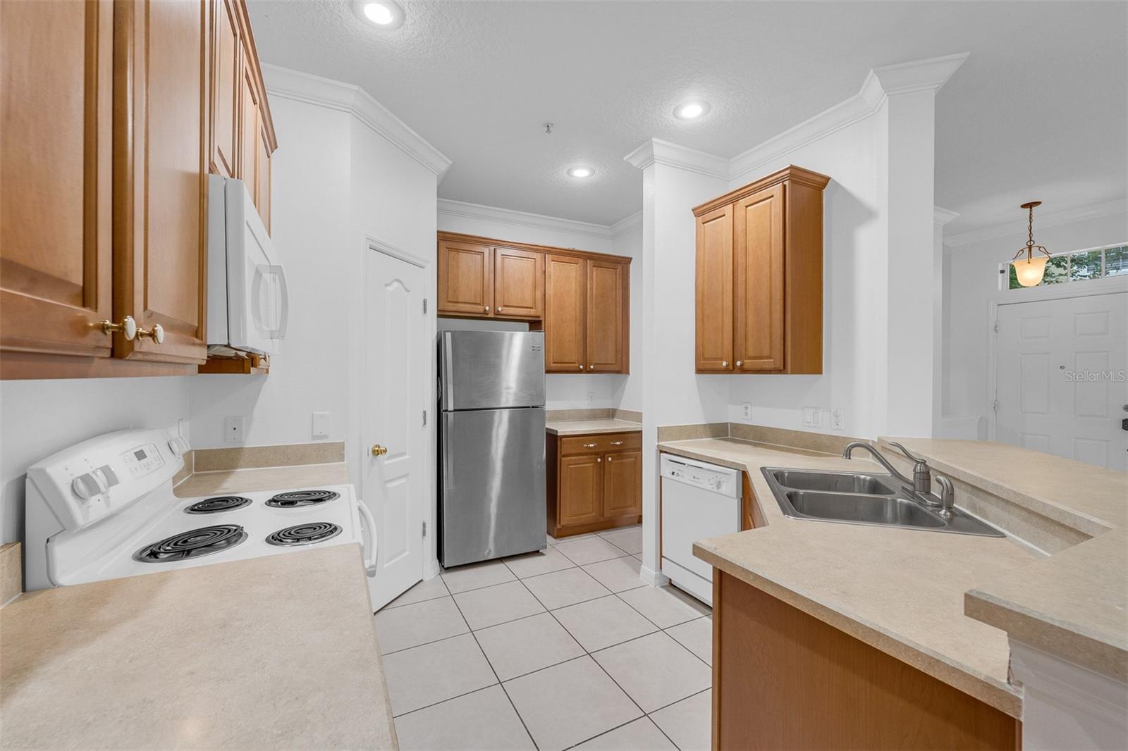 OVERLOOK AT PARKSIDE CONDO - Residential