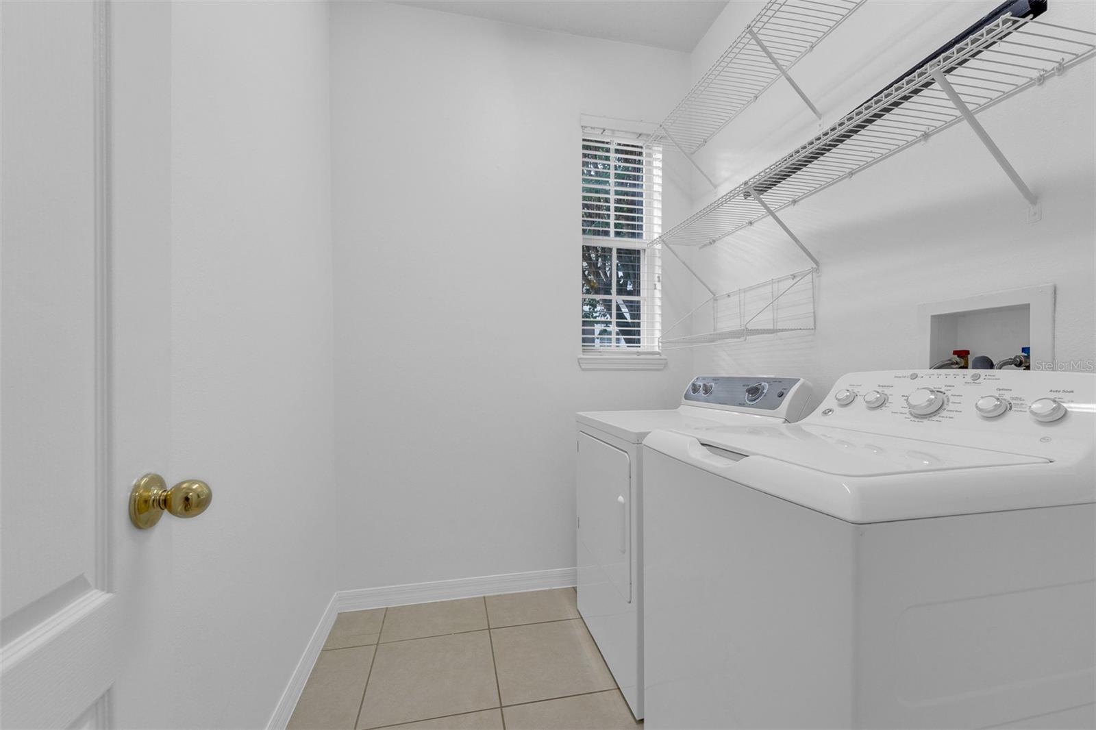 OVERLOOK AT PARKSIDE CONDO - Residential