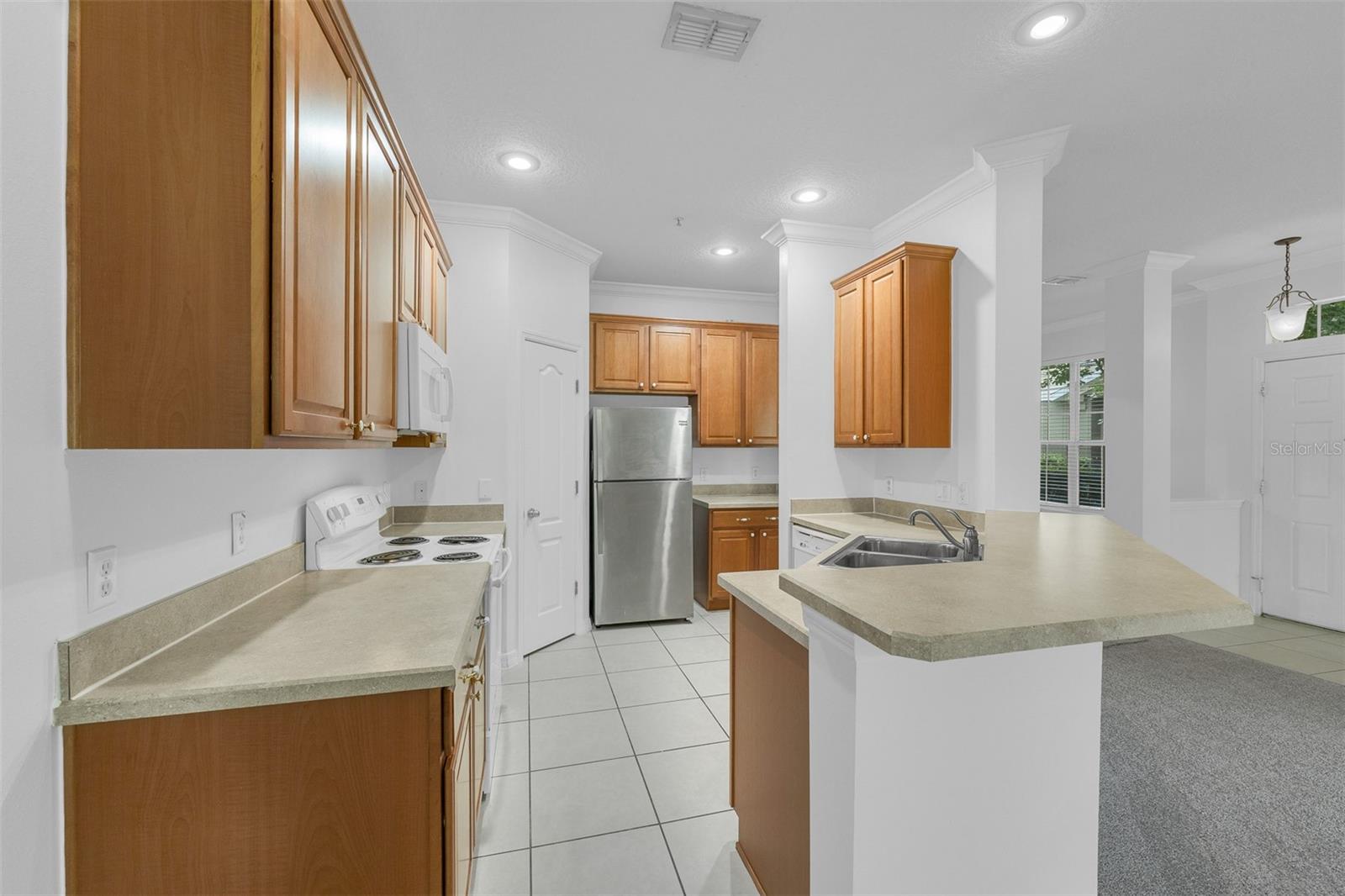 OVERLOOK AT PARKSIDE CONDO - Residential