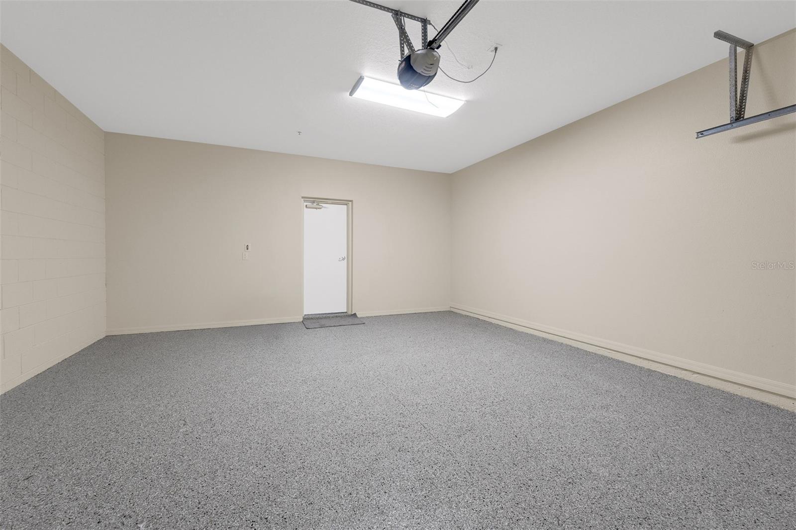 OVERLOOK AT PARKSIDE CONDO - Residential