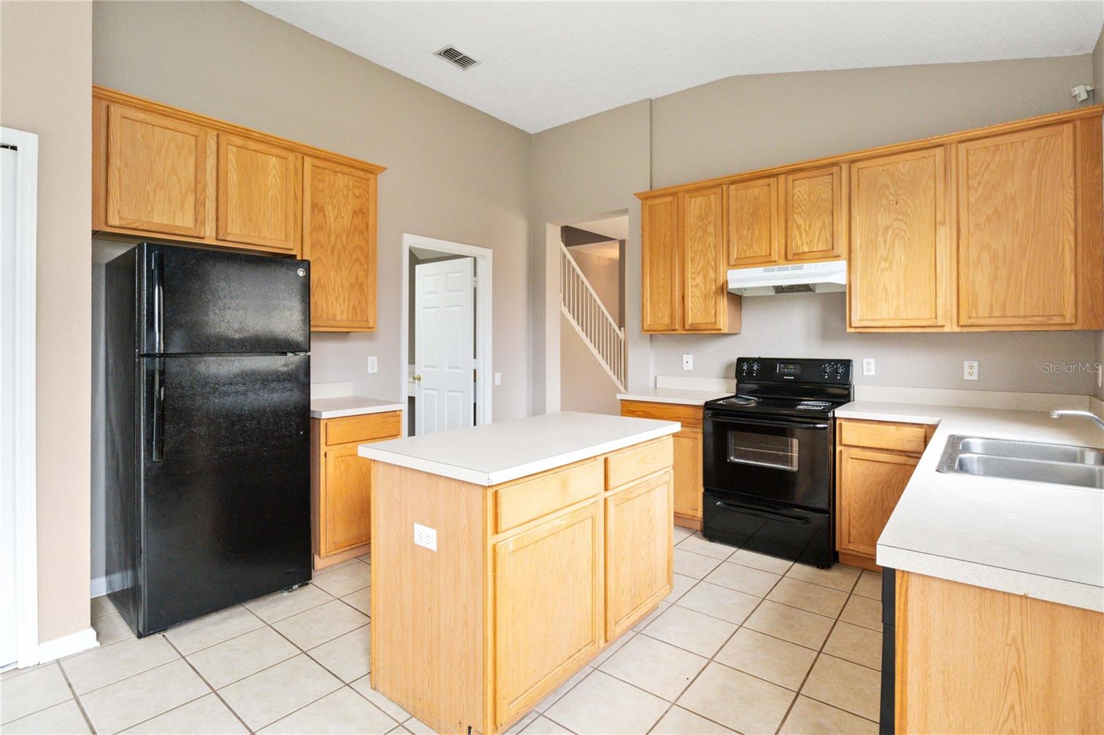 OAK HAMMOCK PRESERVE UNIT 1 - Residential Lease