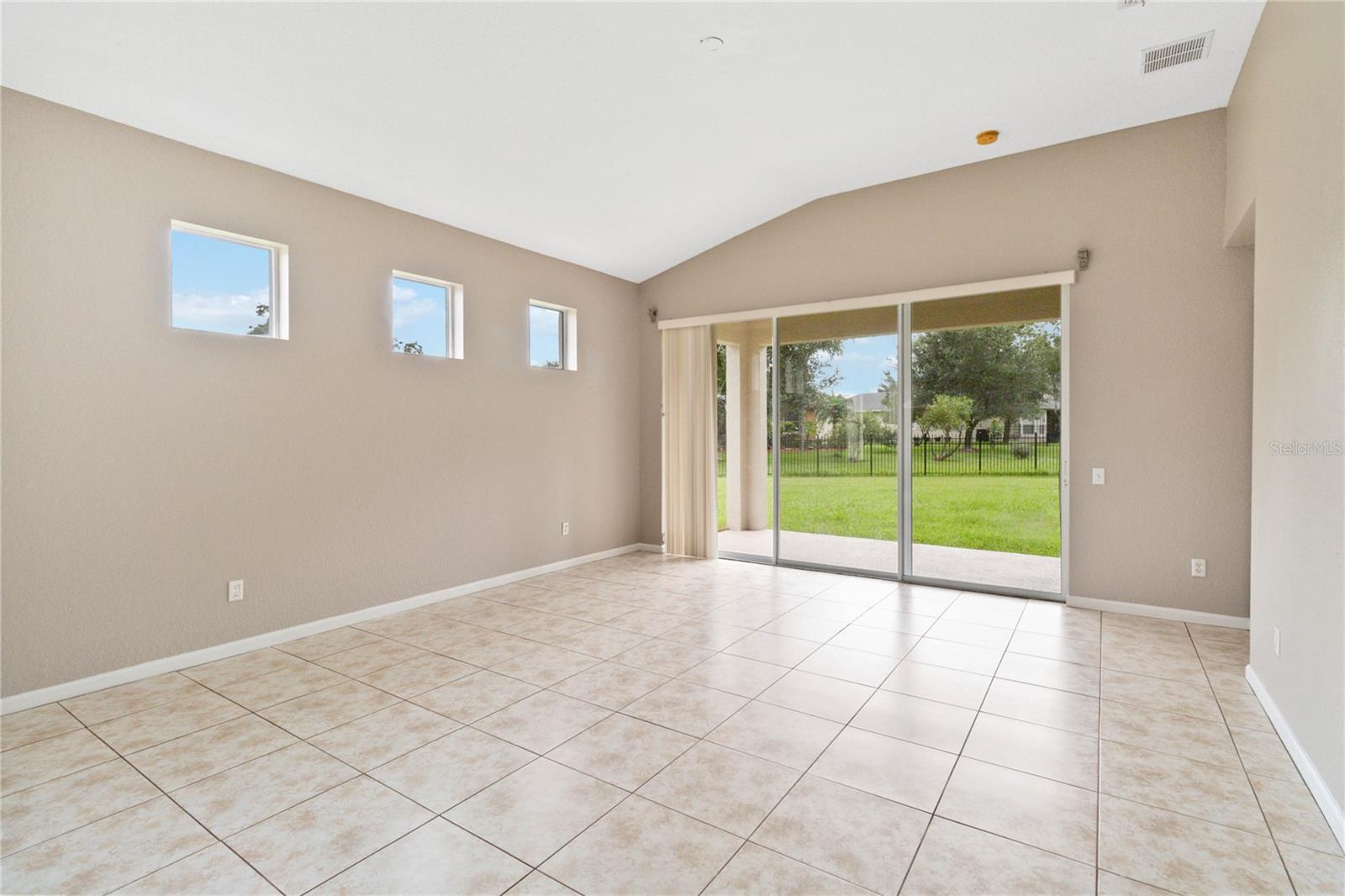 OAK HAMMOCK PRESERVE UNIT 1 - Residential Lease