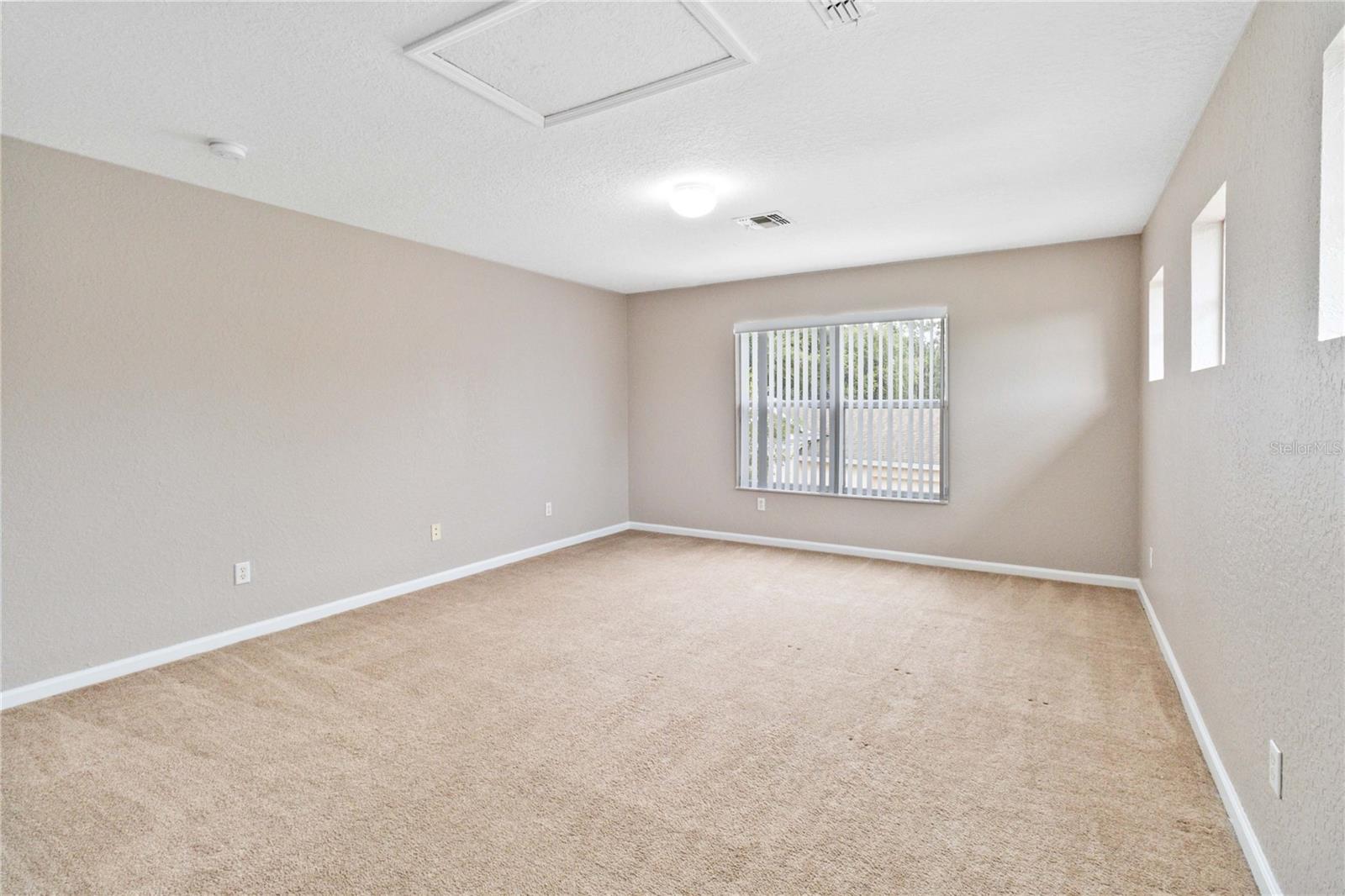 OAK HAMMOCK PRESERVE UNIT 1 - Residential Lease