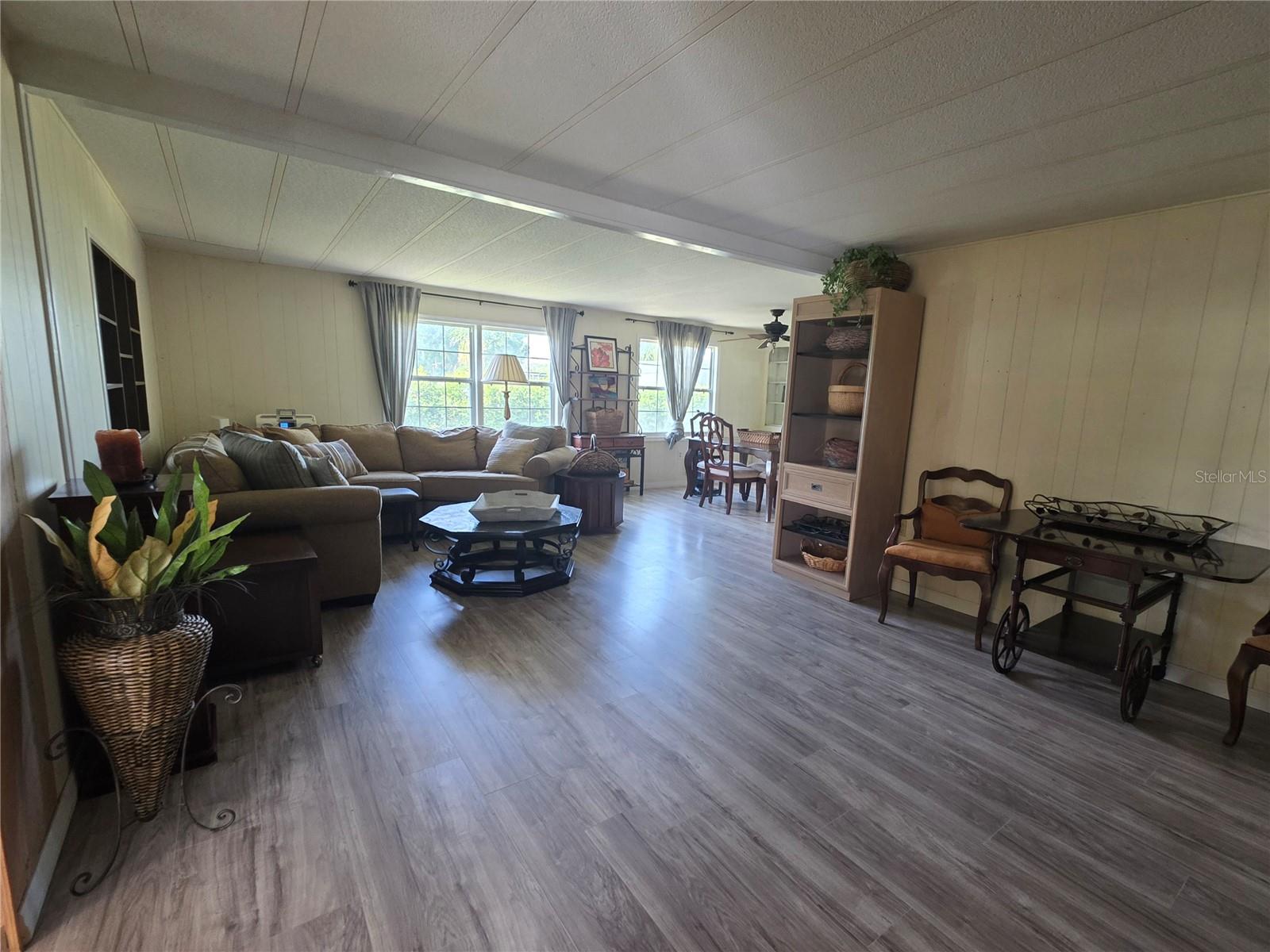 WESTERN SHORES FIRST ADD - Residential