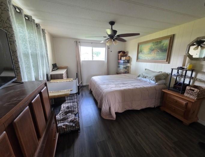 WESTERN SHORES FIRST ADD - Residential