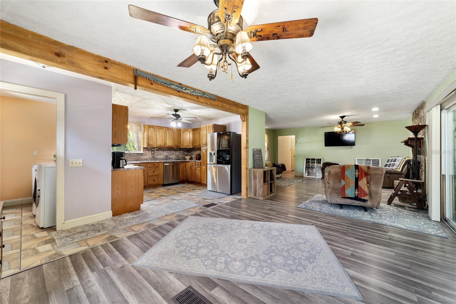 FLORIDA HLNDS - Residential